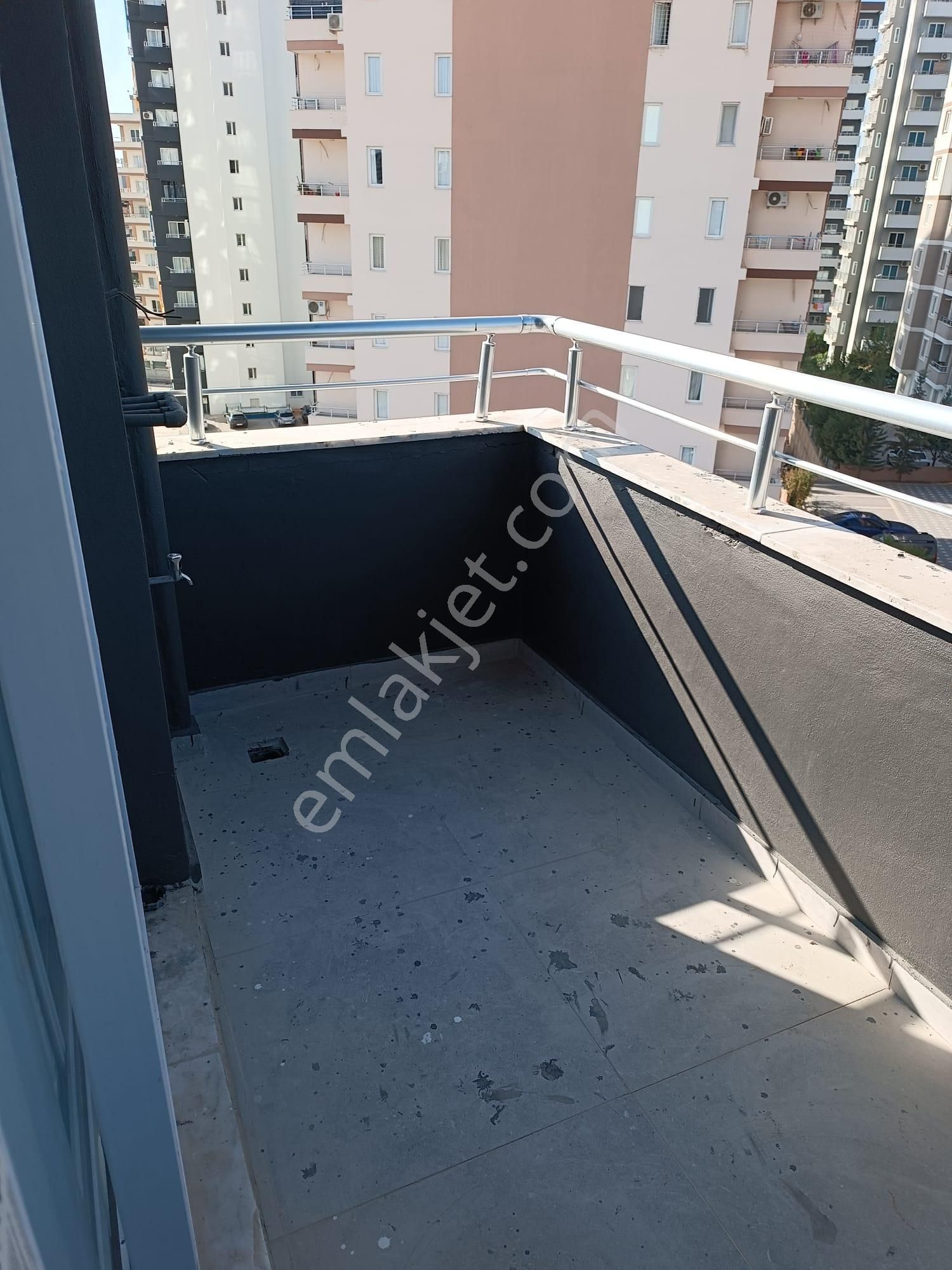 Adana Sarıçam Stadyum Yakınında Bina Yeni Eşyalar Yeni 1+1 Kiralık Fırsat Daire - Görsel 5