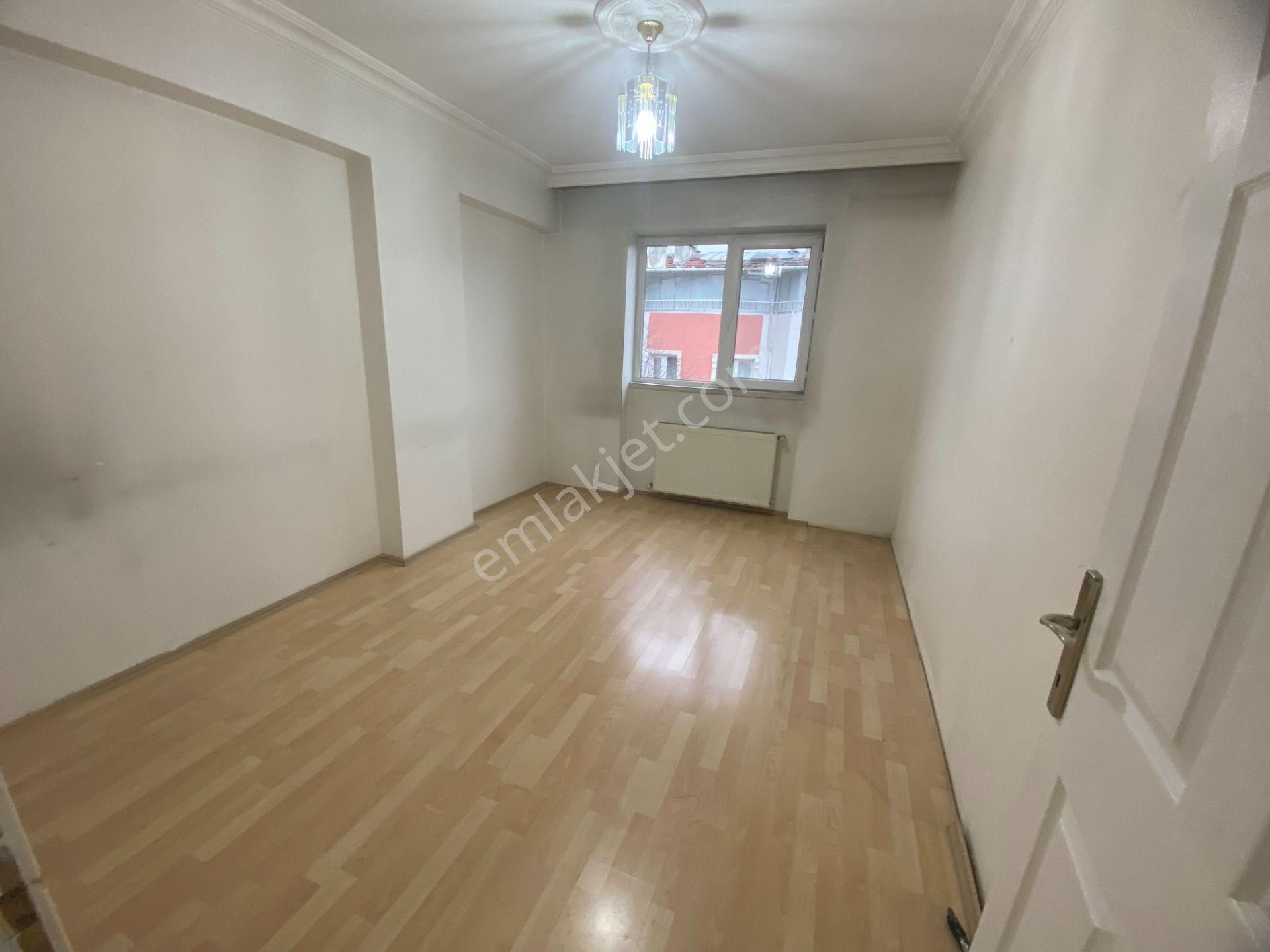 Süvari Mah. Güneş Durağı Yakını 3.kat 3+1 Geniş Kiralık Daire - Görsel 14