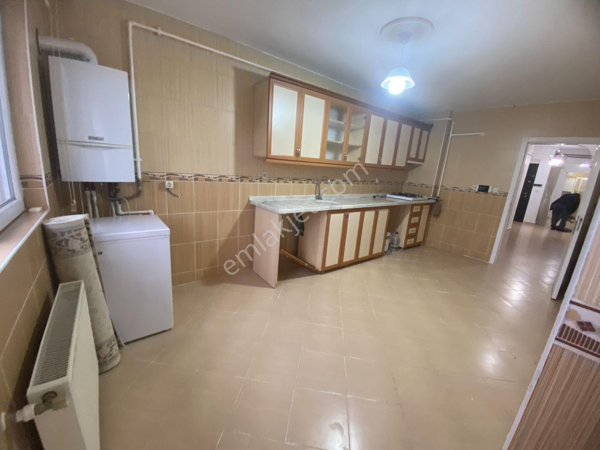 Süvari Mah. Güneş Durağı Yakını 3.kat 3+1 Geniş Kiralık Daire - Görsel 7
