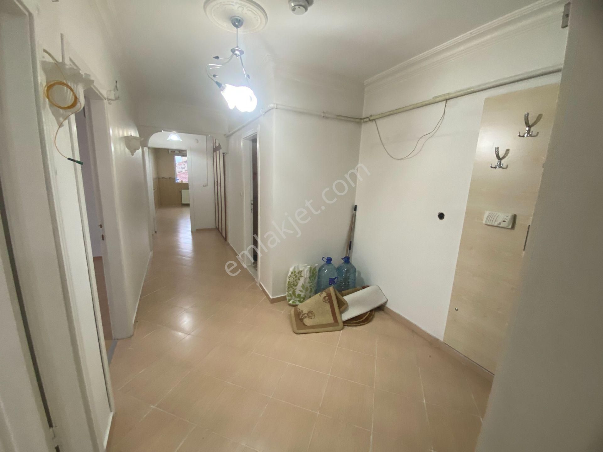 Süvari Mah. Güneş Durağı Yakını 3.kat 3+1 Geniş Kiralık Daire - Görsel 31