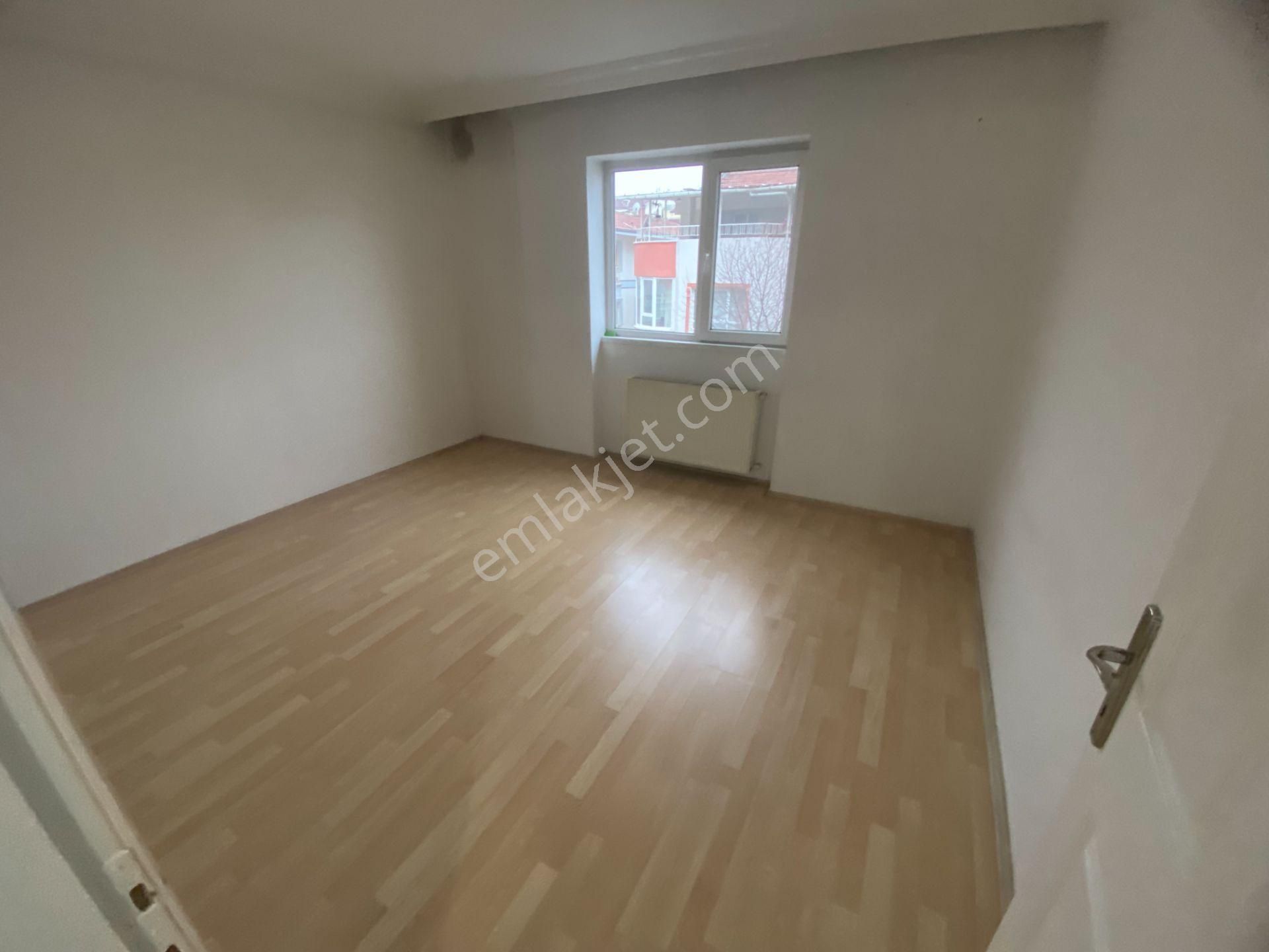 Süvari Mah. Güneş Durağı Yakını 3.kat 3+1 Geniş Kiralık Daire - Görsel 22