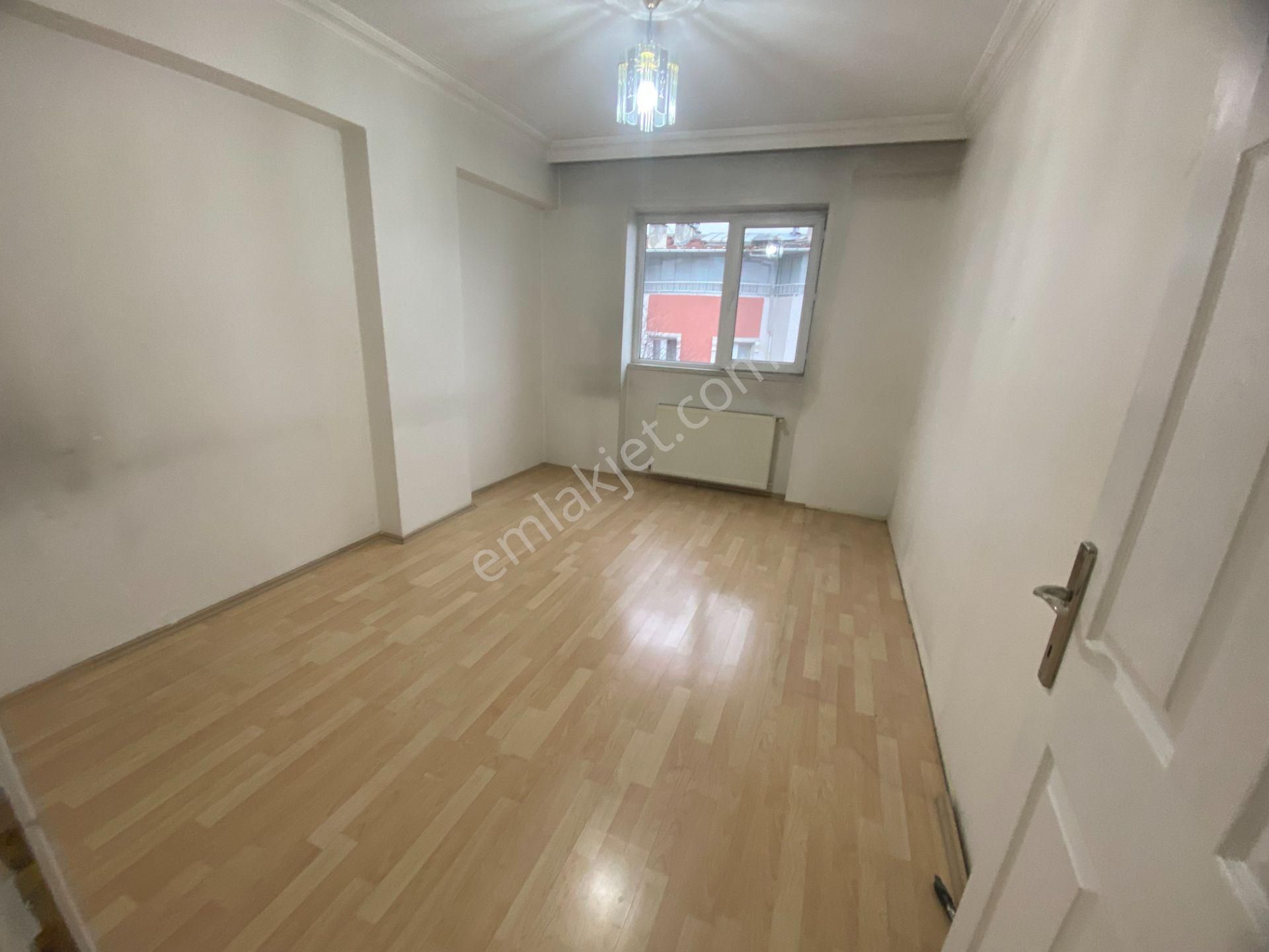 Süvari Mah. Güneş Durağı Yakını 3.kat 3+1 Geniş Kiralık Daire - Görsel 18