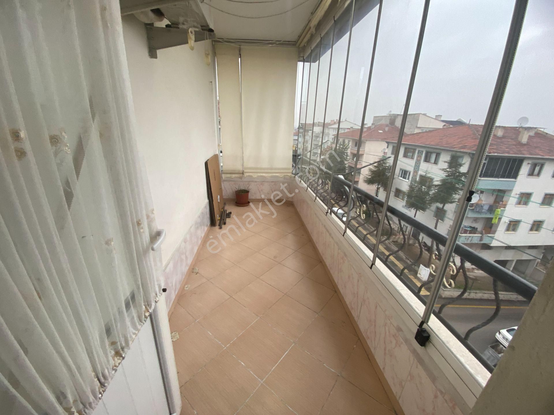 Süvari Mah. Güneş Durağı Yakını 3.kat 3+1 Geniş Kiralık Daire - Görsel 30
