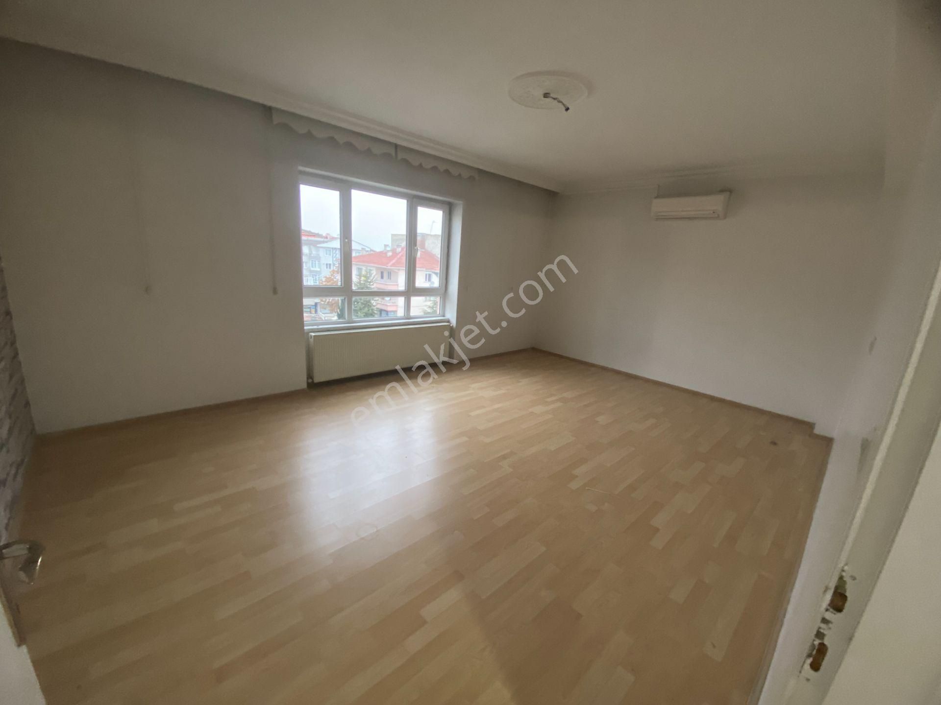 Süvari Mah. Güneş Durağı Yakını 3.kat 3+1 Geniş Kiralık Daire - Görsel 13