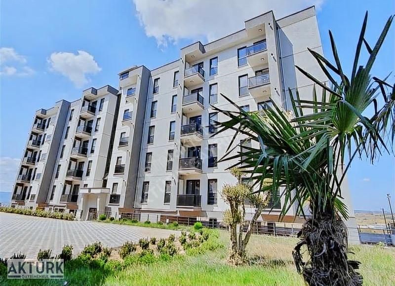 Aktürk Gayrimenkul"den Ada Plus"ta Satılık Site İçi 2+1 Daire - Görsel 2