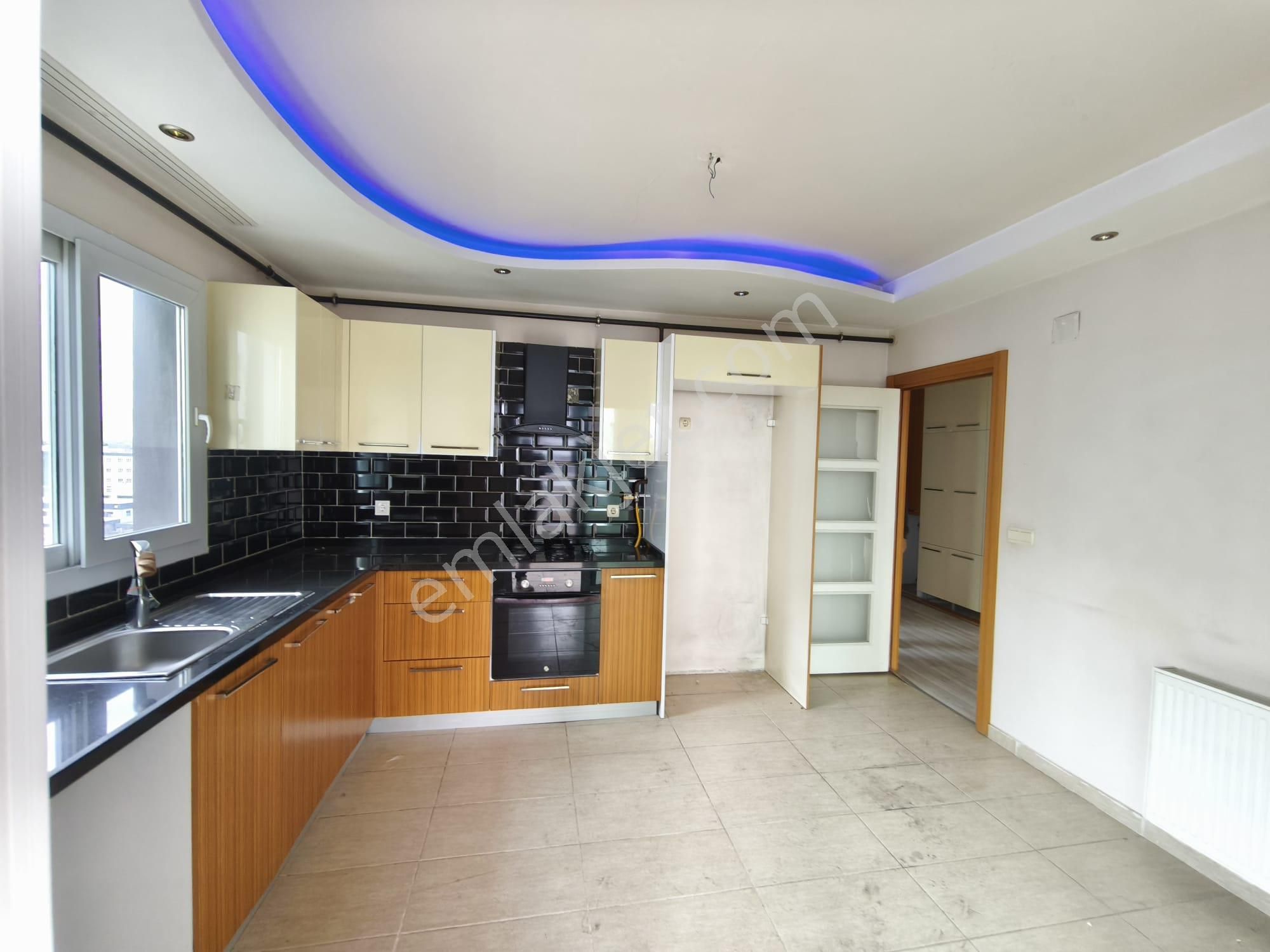 Esse My Home Dan 3+1 Kıyıboyo Aydınlar Mah. Kapalı Mutfak Havuzlu Site