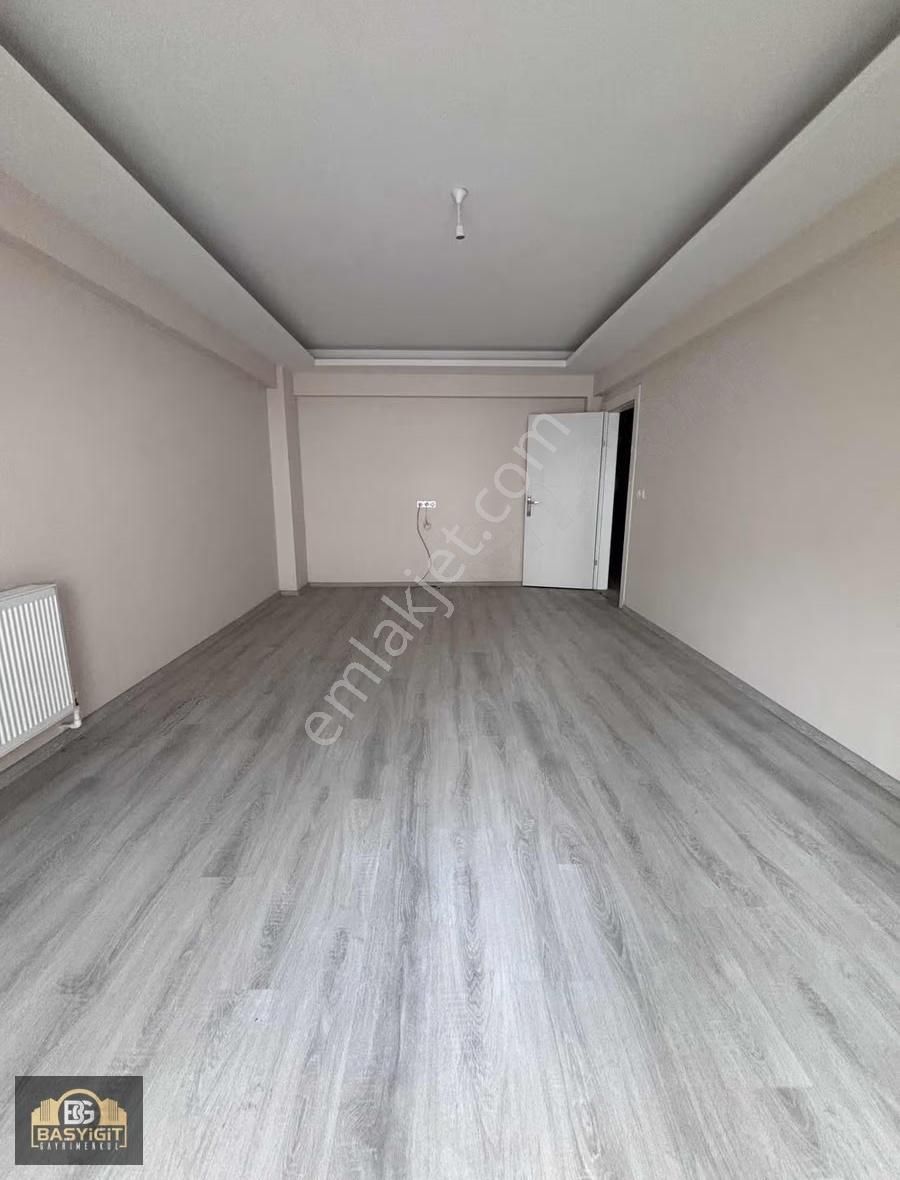 Atatürk Mah. Pazar Pazarına Yakın 3+1 155 M2 Satılık Daire - Görsel 6