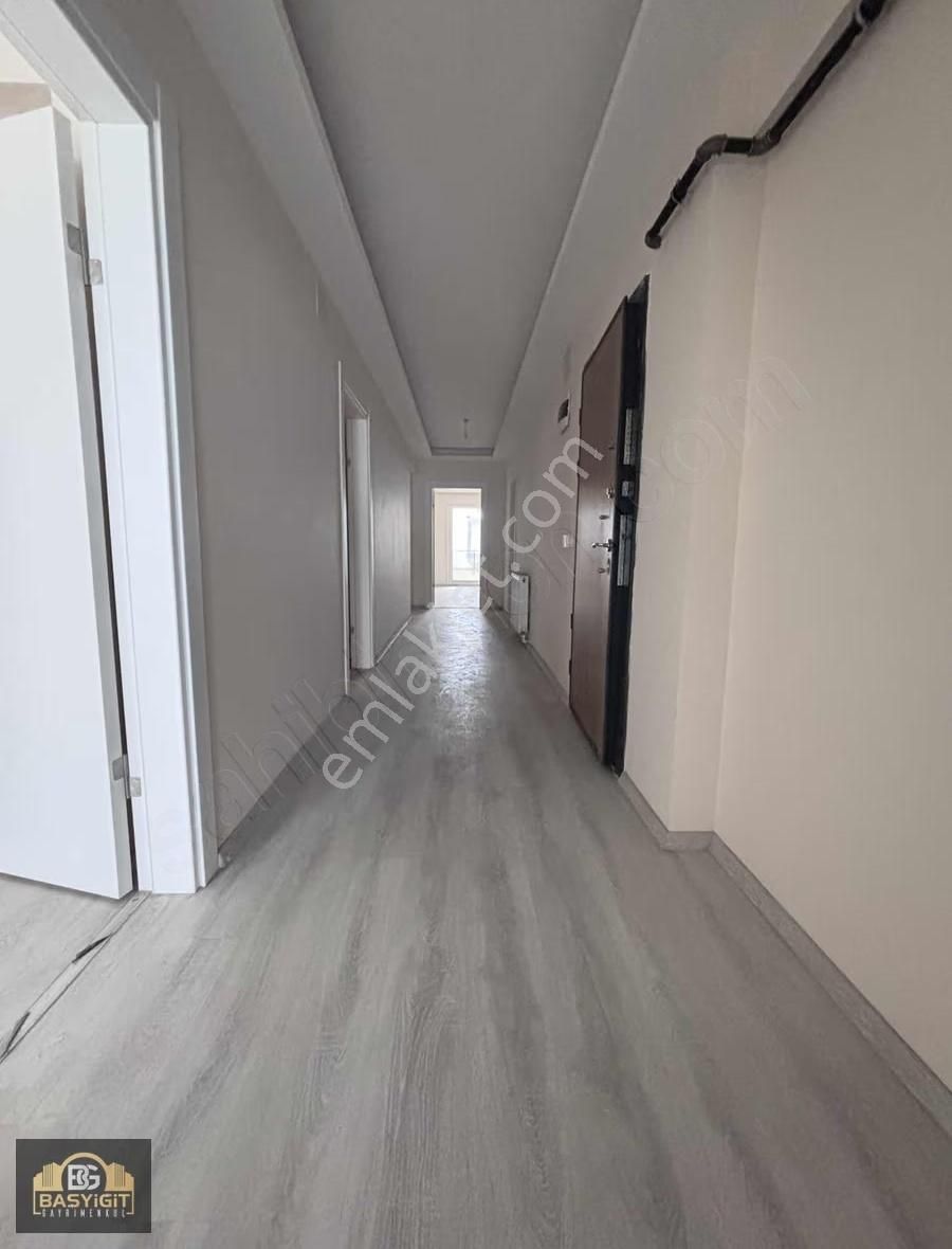 Atatürk Mah. Pazar Pazarına Yakın 3+1 155 M2 Satılık Daire - Görsel 2