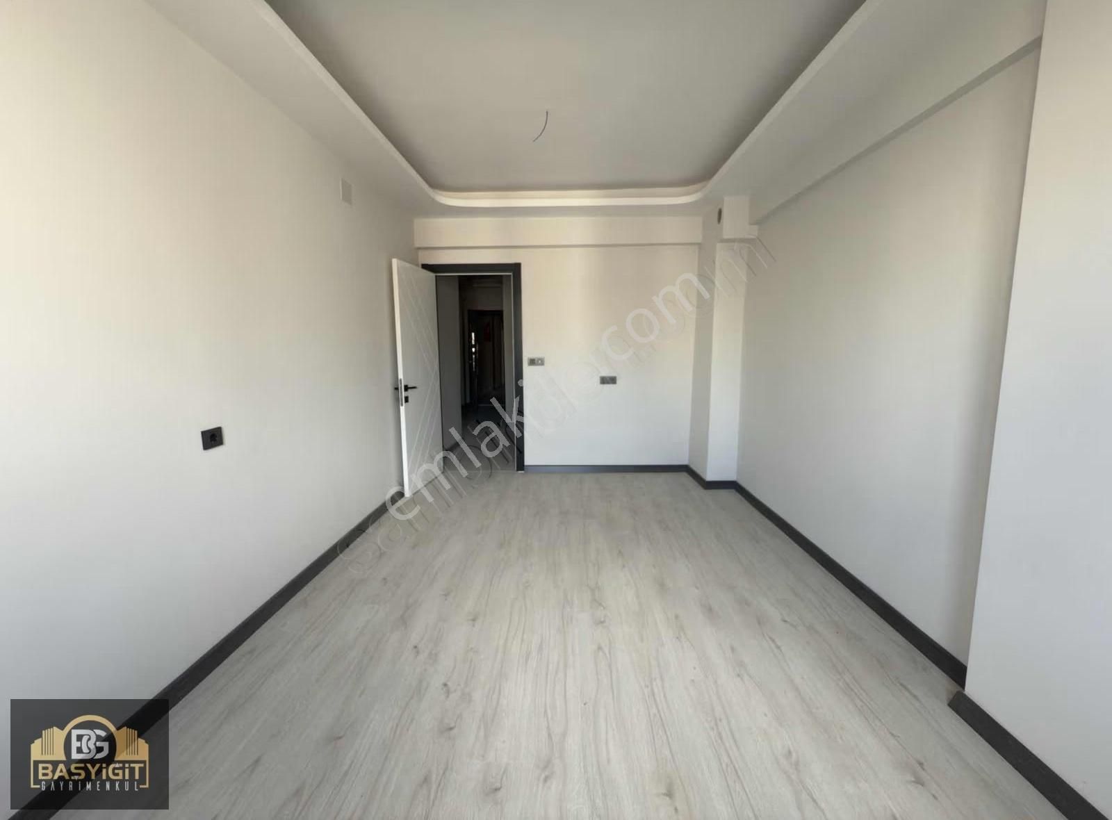 Reşatbey Mah.umut Parkı Yakını 4+1,240m2 Öncephe Sıfır Dubleks - Görsel 6