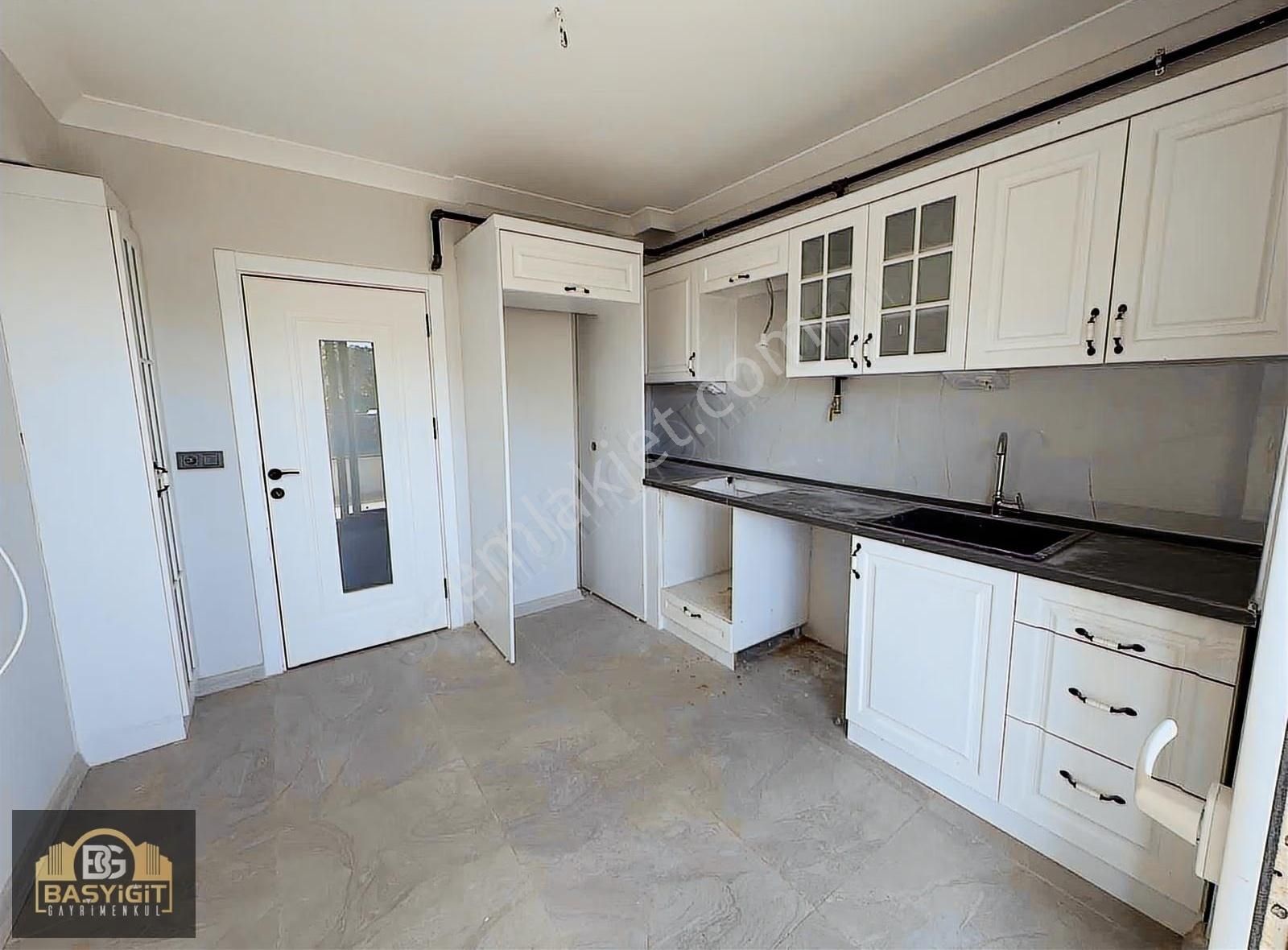 Hürriyet Mh.2+1,88m2 E.banyo,asansör,otopark Satılık Sıfır Daire - Görsel 14