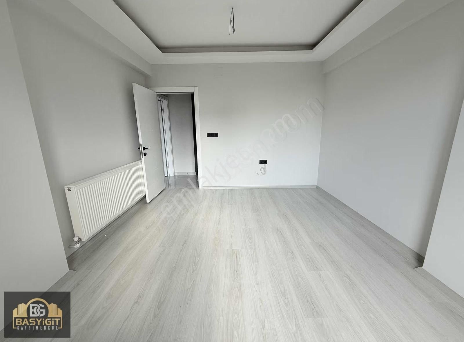 Efendi Mah.ringyolunda 2+1,90m2 Satılık Sıfır Daire