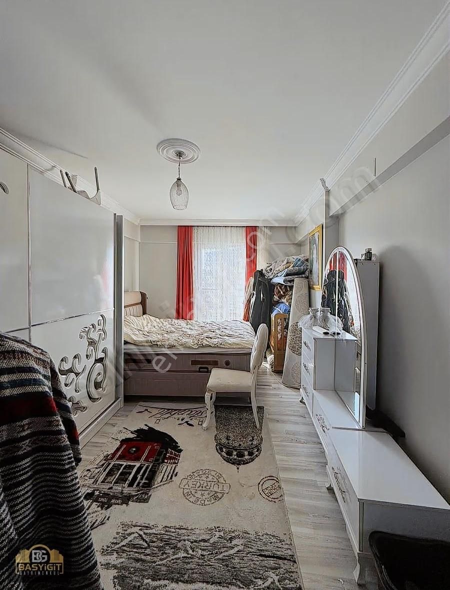 Cumhuriyet Mah.ring Yolu Üzeri Arakat 3+1,140m2 Satılık Daire - Görsel 4