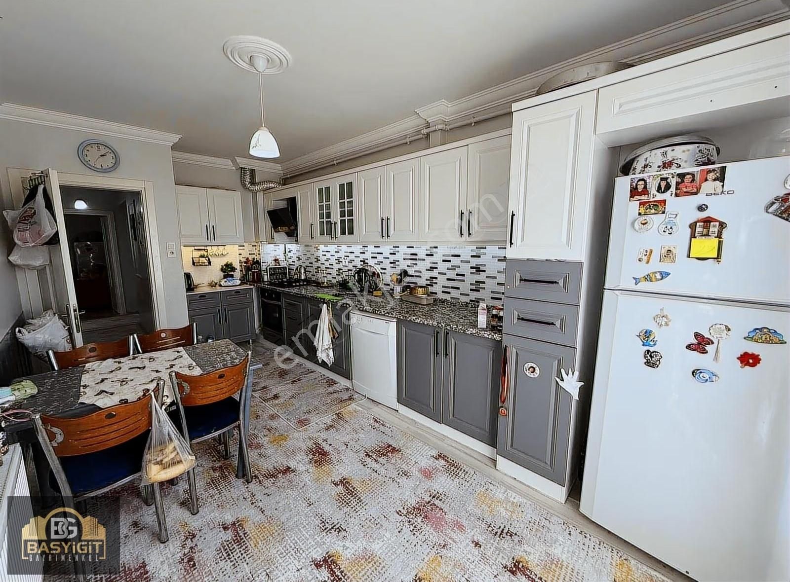 Cumhuriyet Mah.ring Yolu Üzeri Arakat 3+1,140m2 Satılık Daire - Görsel 12