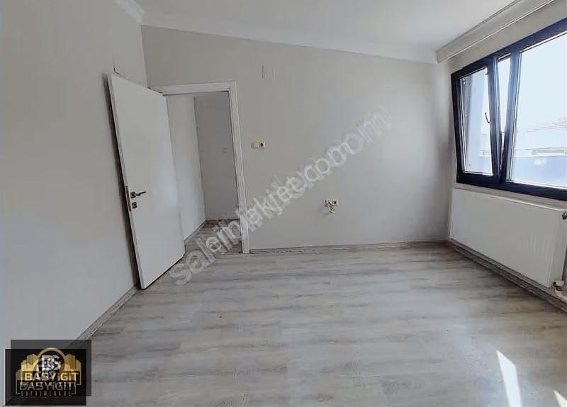 Reşatbey Mah.5+1,230m2 Satılık Öncephe Fırsat Dubleks - Görsel 16