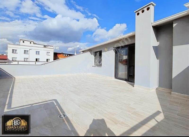 Reşatbey Mah.5+1,230m2 Satılık Öncephe Fırsat Dubleks