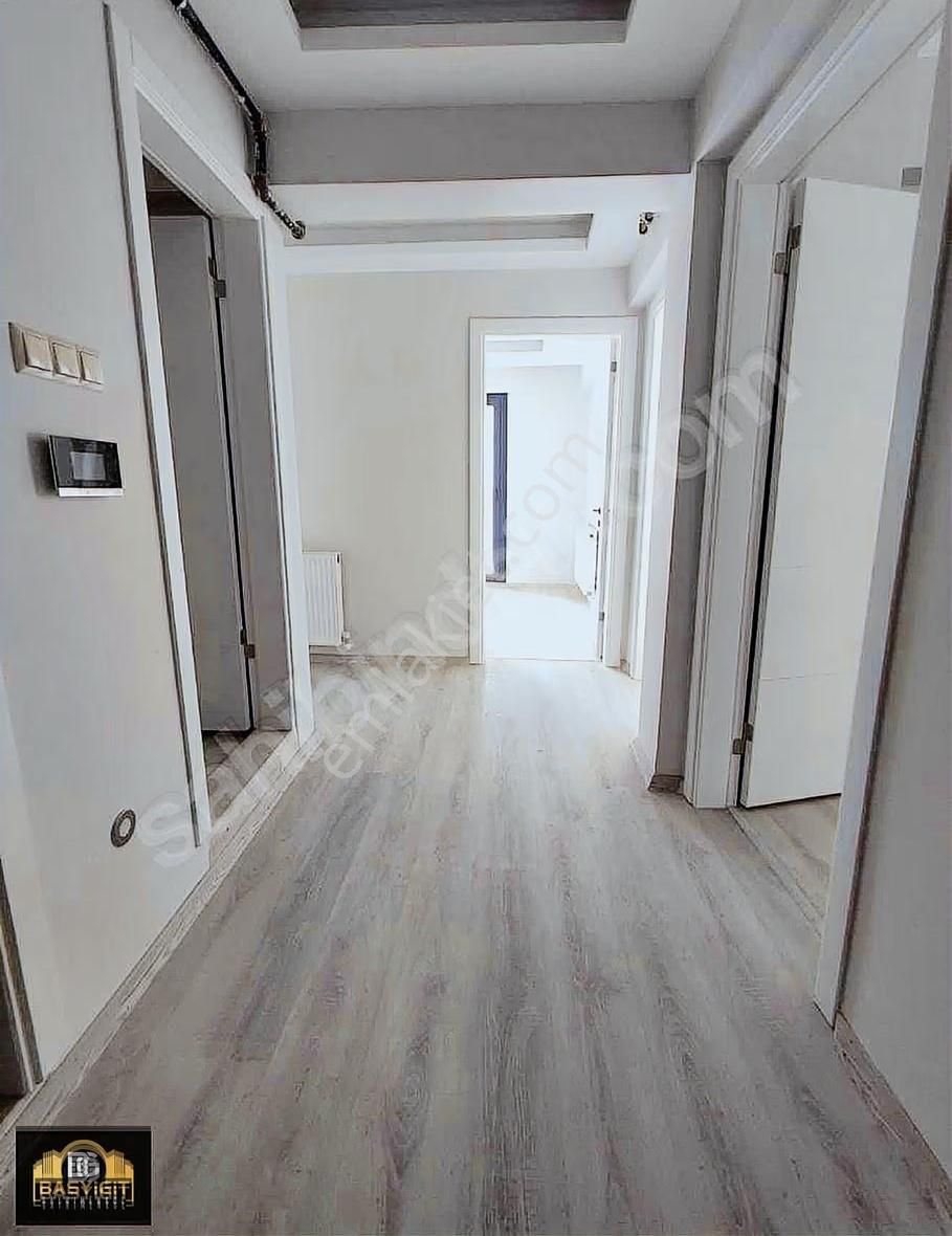 Reşatbey Mah.5+1,230m2 Satılık Öncephe Fırsat Dubleks - Görsel 15