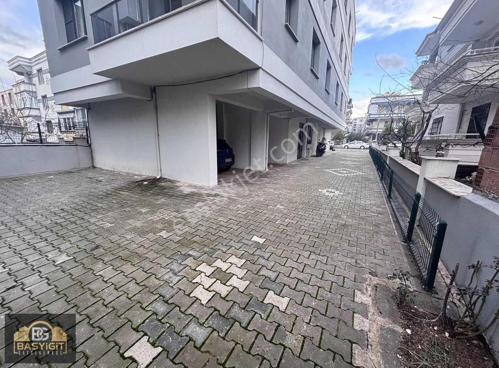 Hürriyet Mah. Cuma Pazarı Yakını 2+1,98m2 Arakat Satılık Daire - Görsel 14