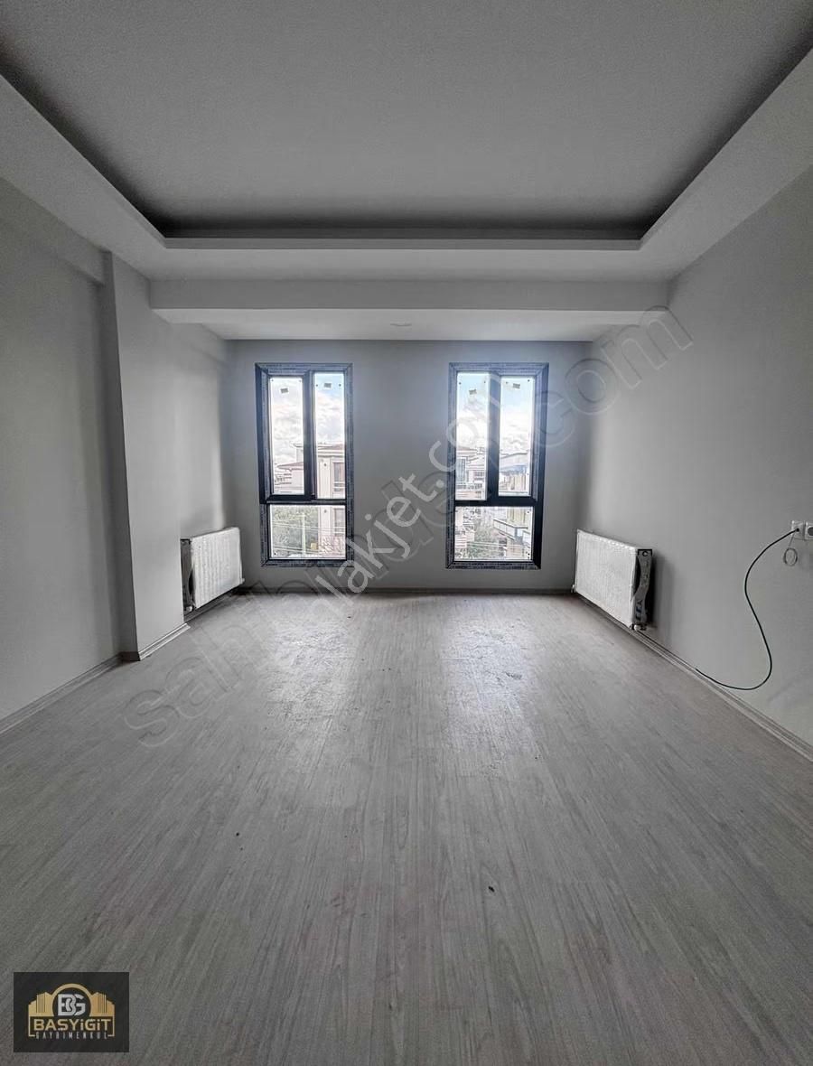 Hürriyet Mah. Cuma Pazarı Yakını 2+1,98m2 Arakat Satılık Daire - Görsel 3
