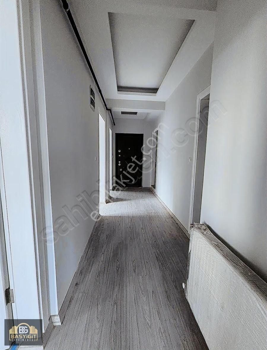 Hürriyet Mah. Cuma Pazarı Yakını 2+1,98m2 Arakat Satılık Daire - Görsel 15