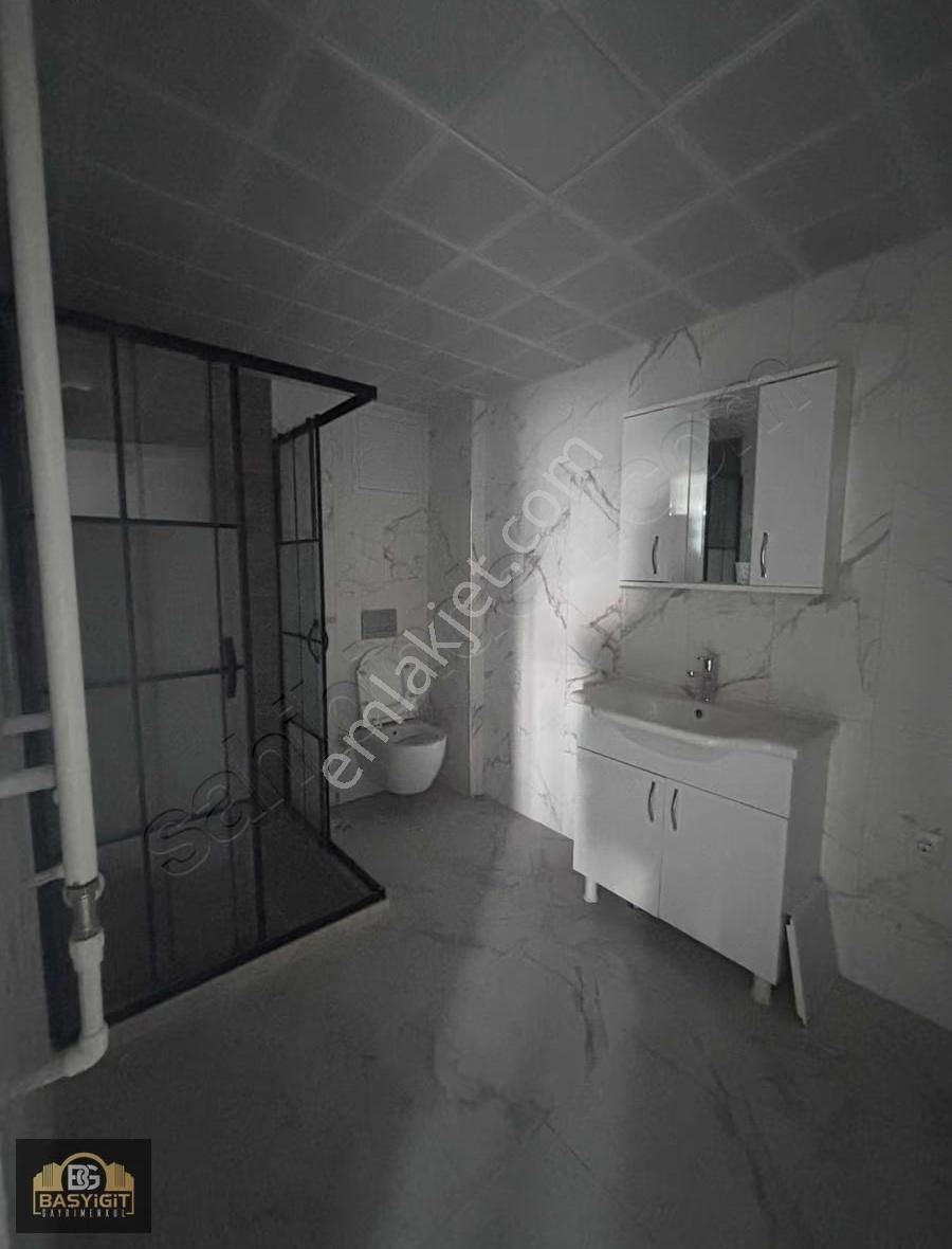 Hürriyet Mah. Cuma Pazarı Yakını 2+1,98m2 Arakat Satılık Daire - Görsel 12