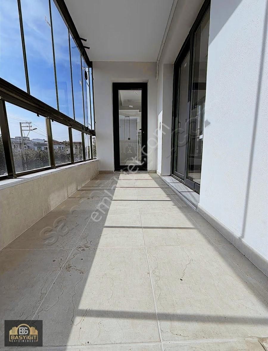 Cumhuriyet Mah.ringyolu Yakını 3+1,125m2 Özel Otopark Köşe Daire - Görsel 7