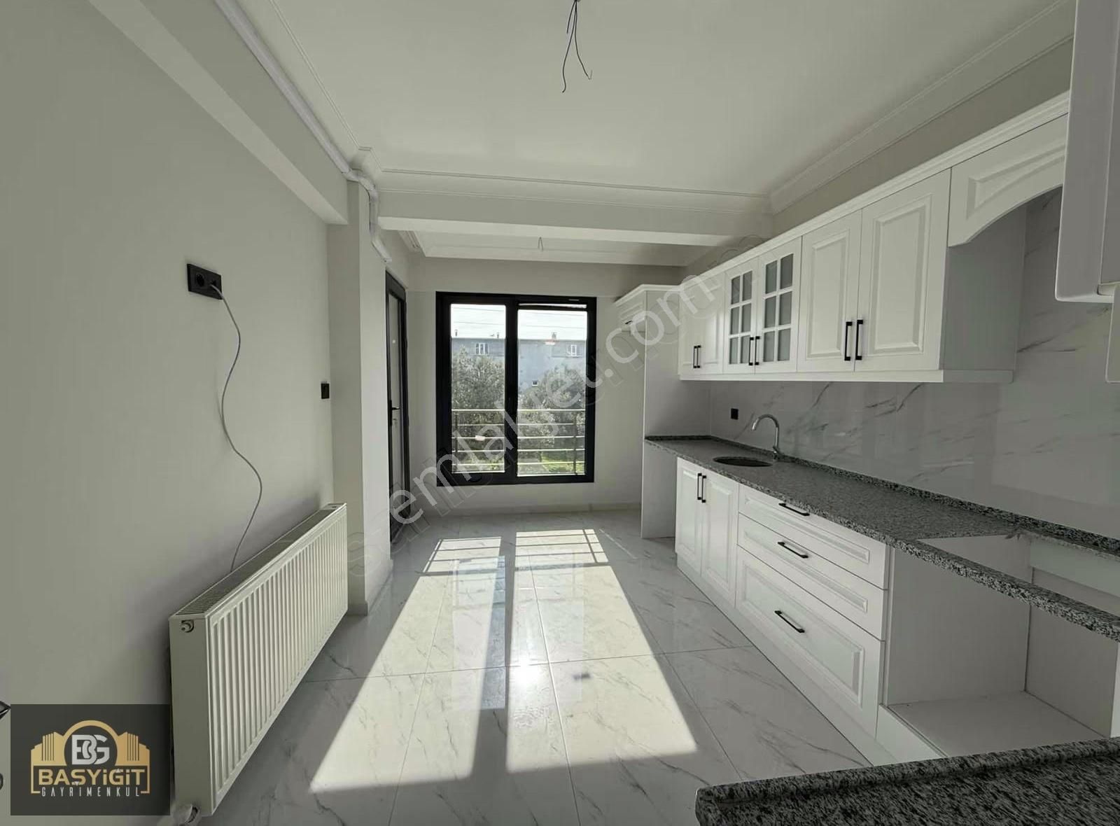 Cumhuriyet Mah.ringyolu Yakını 3+1,125m2 Özel Otopark Köşe Daire - Görsel 6