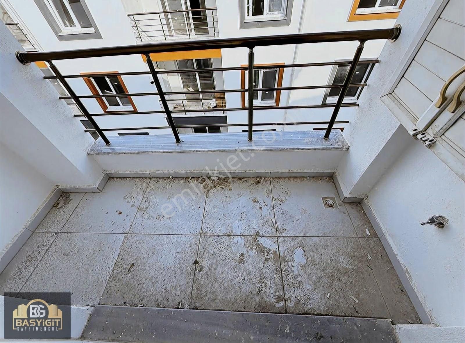 Seyitahmet Mah.hasan Acar Okulu Yakını 2+1,92m2 Sıfır Daire - Görsel 7