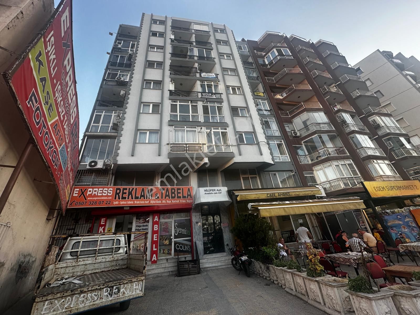 Karşıyaka Anadolu Caddesi Üzeri Otoparklı 3+1 Satılık Daire