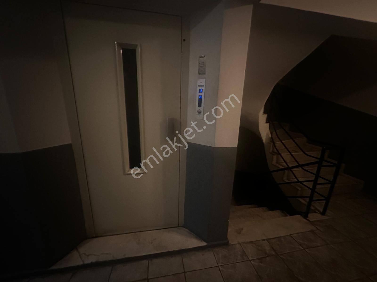 Karşıyaka Anadolu Caddesi Üzeri Otoparklı 3+1 Satılık Daire - Görsel 30