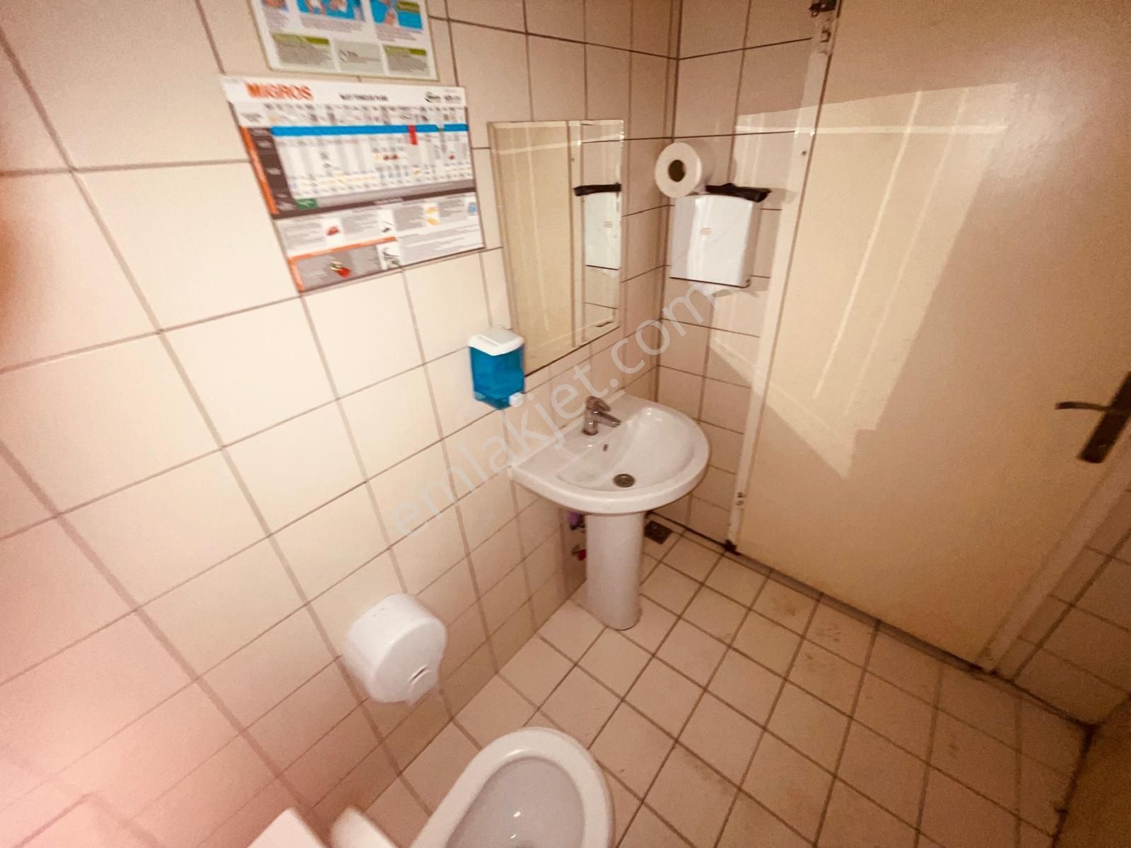 Halil Rıfat Son Durakta 145 M2 Kiralık - Görsel 30