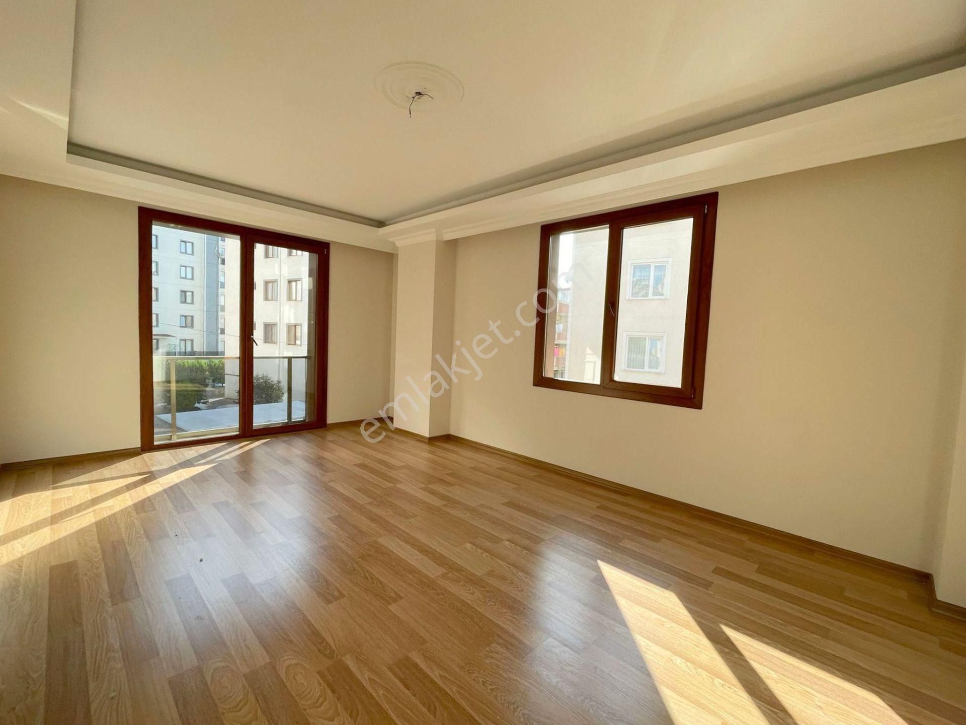 Mertcan'dan Cadde 2dk Metro 9dk Açık Balkonlu Geniş 2+1 Daire