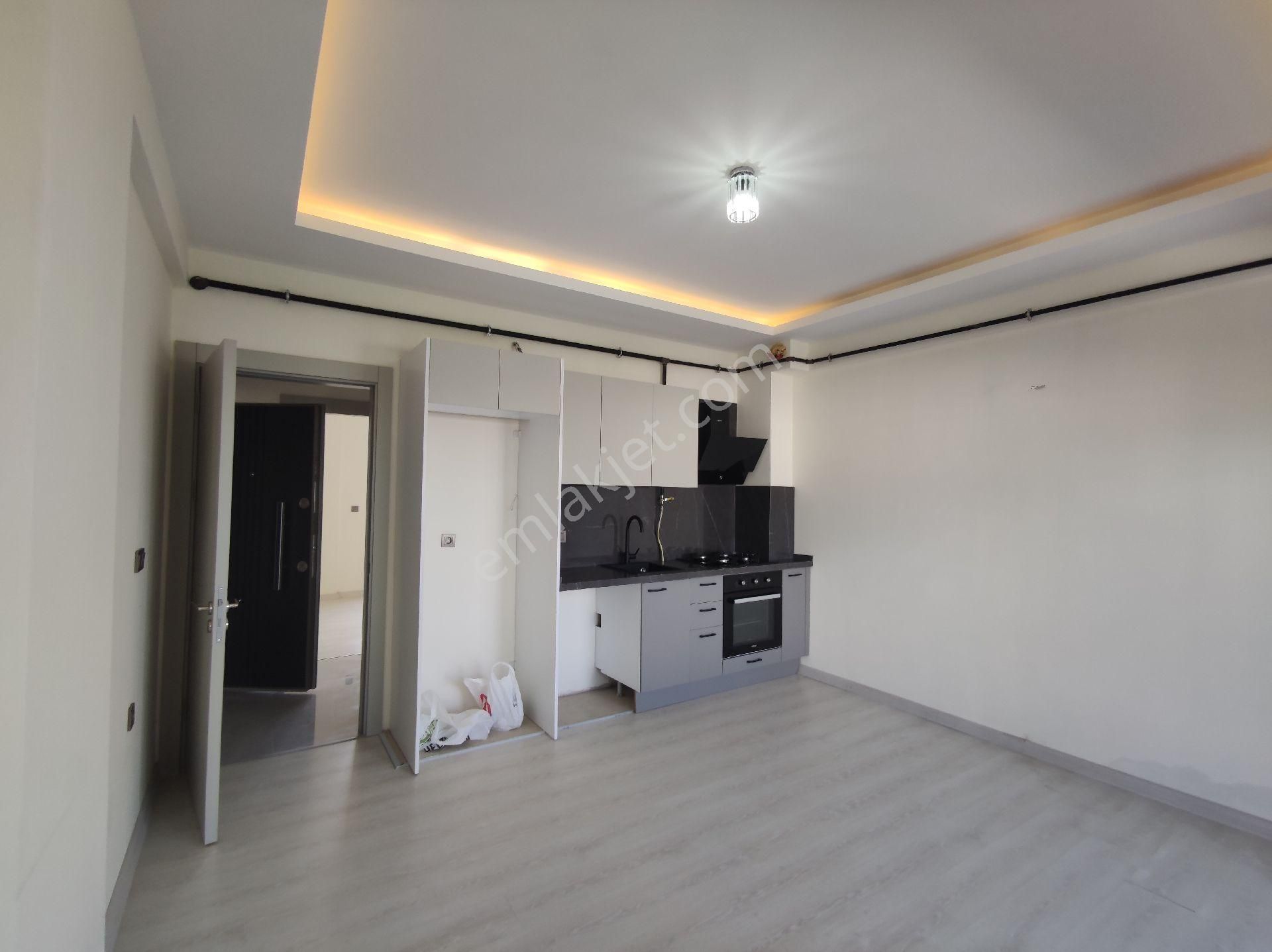 Qzen Den Hastahane Yakını 55 M2 1+1 Daıre - Görsel 8