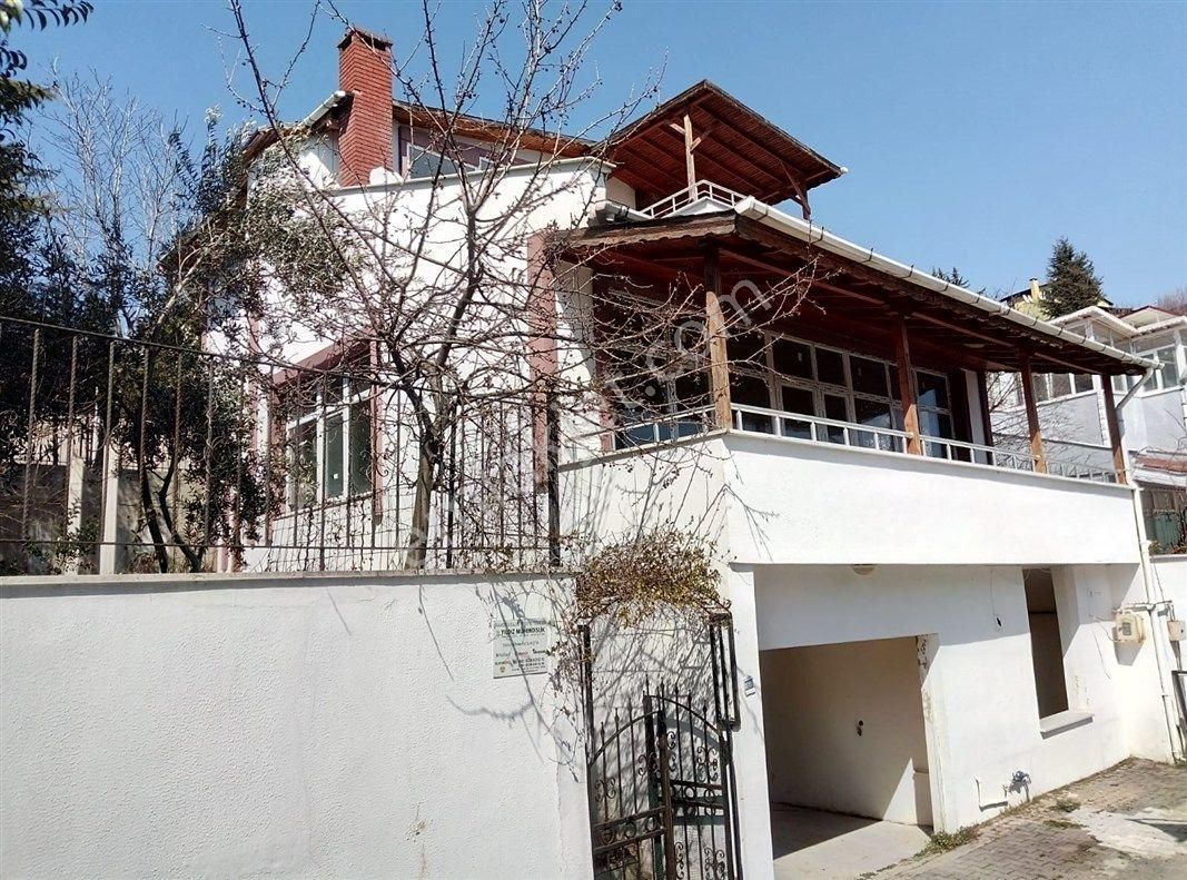 Mudanya Bademli'de Satılık 5+2 Manzaralı Cazip Villa - Görsel 8