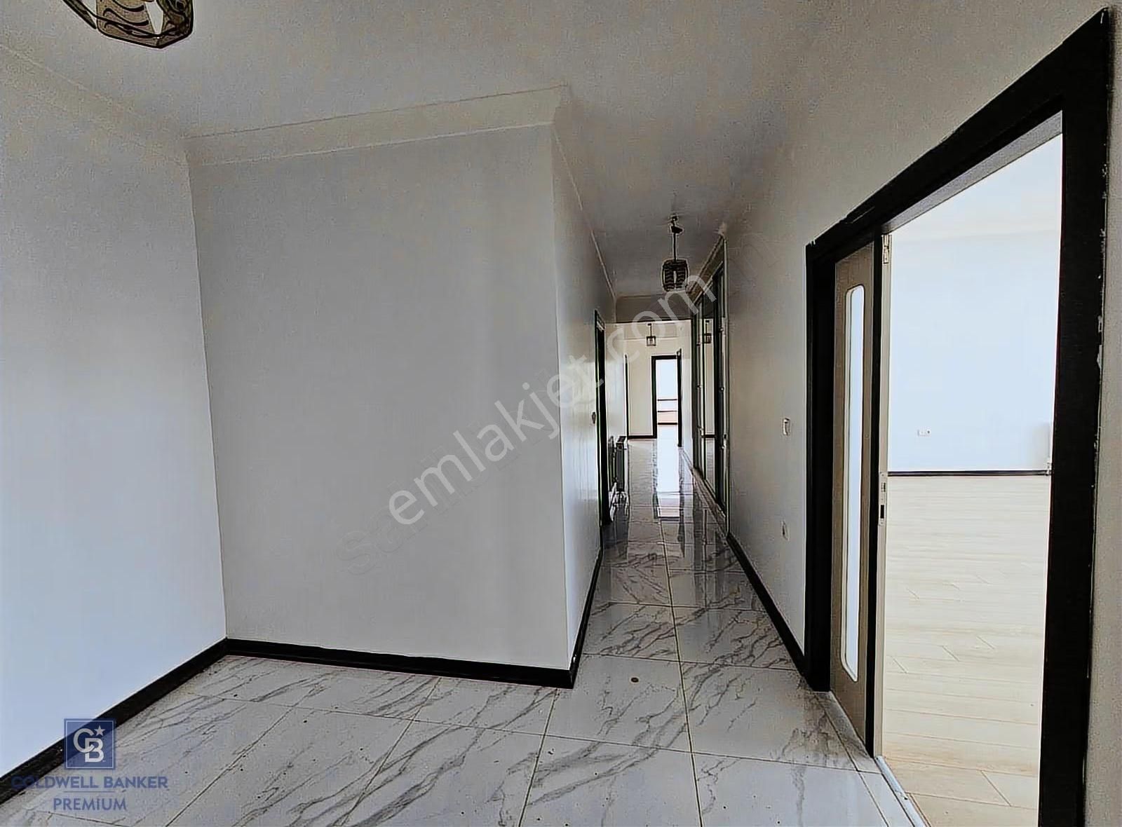 Bağlıca'da Merkezi Konumda , Boyalı Masrafsız Kiralık 4+1 Daire - Görsel 9