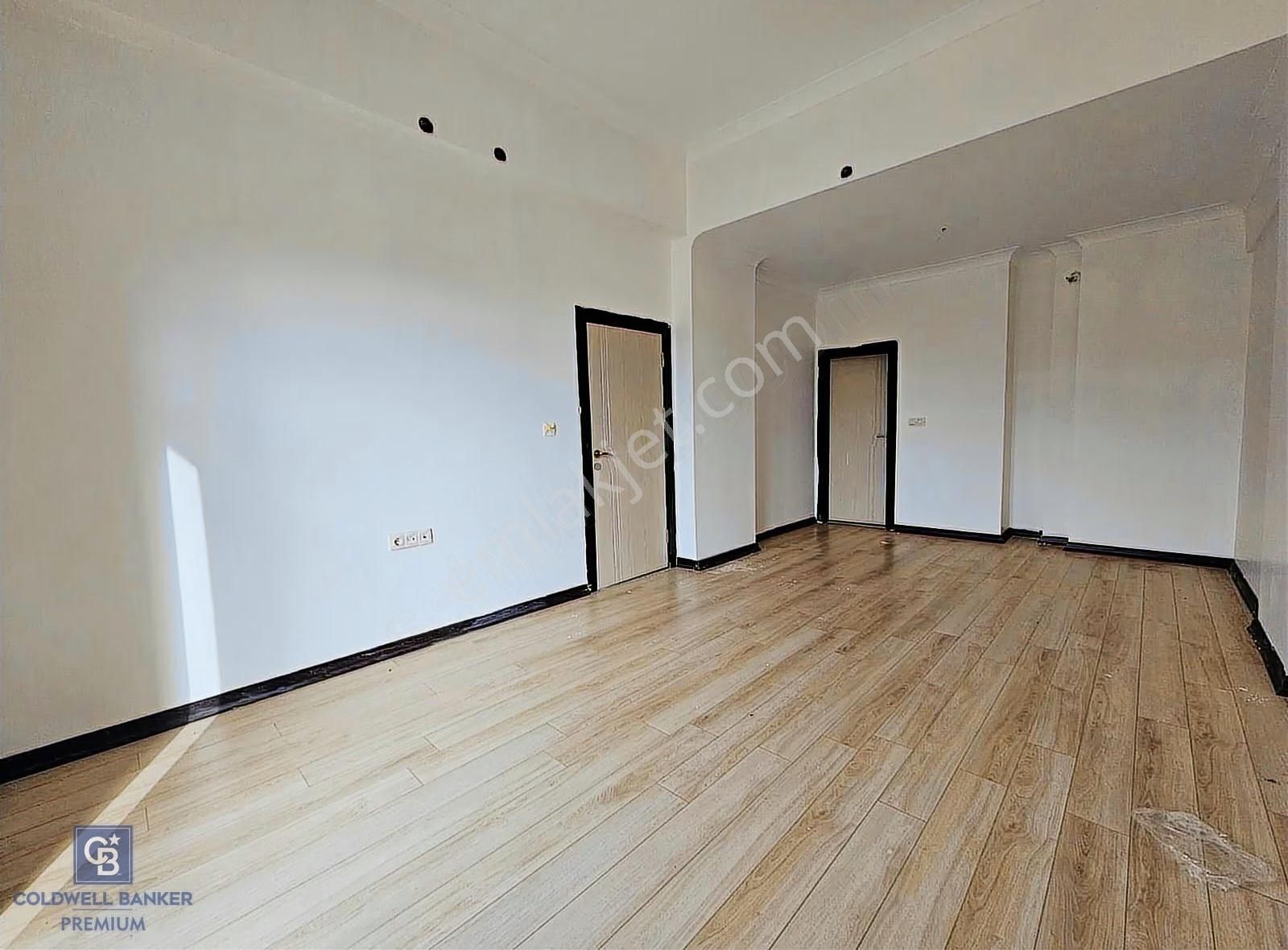 Bağlıca'da Merkezi Konumda , Boyalı Masrafsız Kiralık 4+1 Daire - Görsel 15