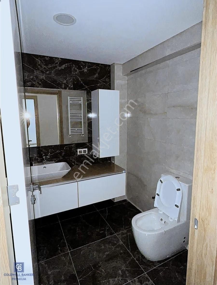 Cb Premıum'dan Göl Manzaralı Masrafsız Satılık Lüx 5+1 Daire - Görsel 16