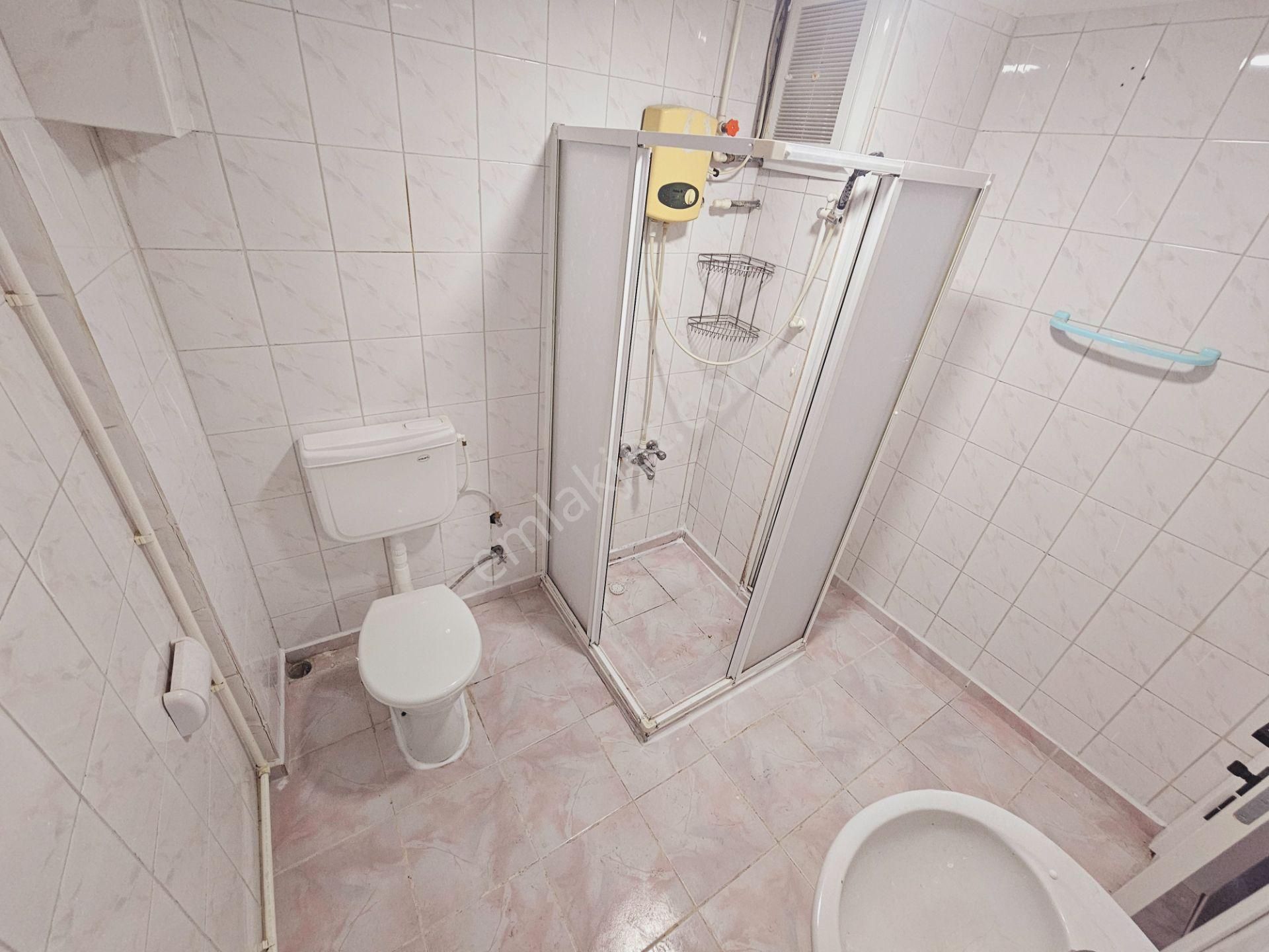 Cantan Emlaktan Akçay Merkezde Denize Pazara Her Yere Yakın Bahçe Kullanımlı 2+1 Daire - Görsel 24