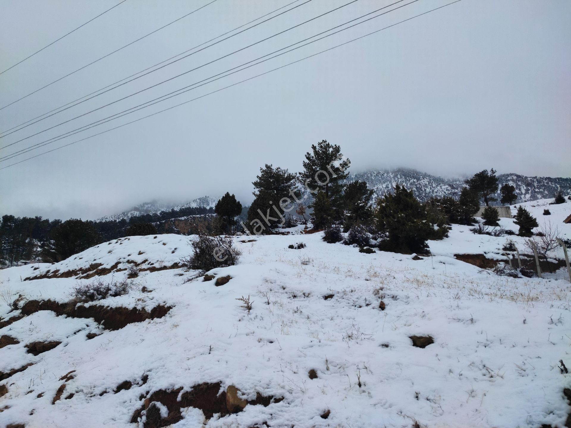 Pozantı Kar Emlak Tan Yeni Konacık Bozkırlı Mevkiinde Yaylalık 400