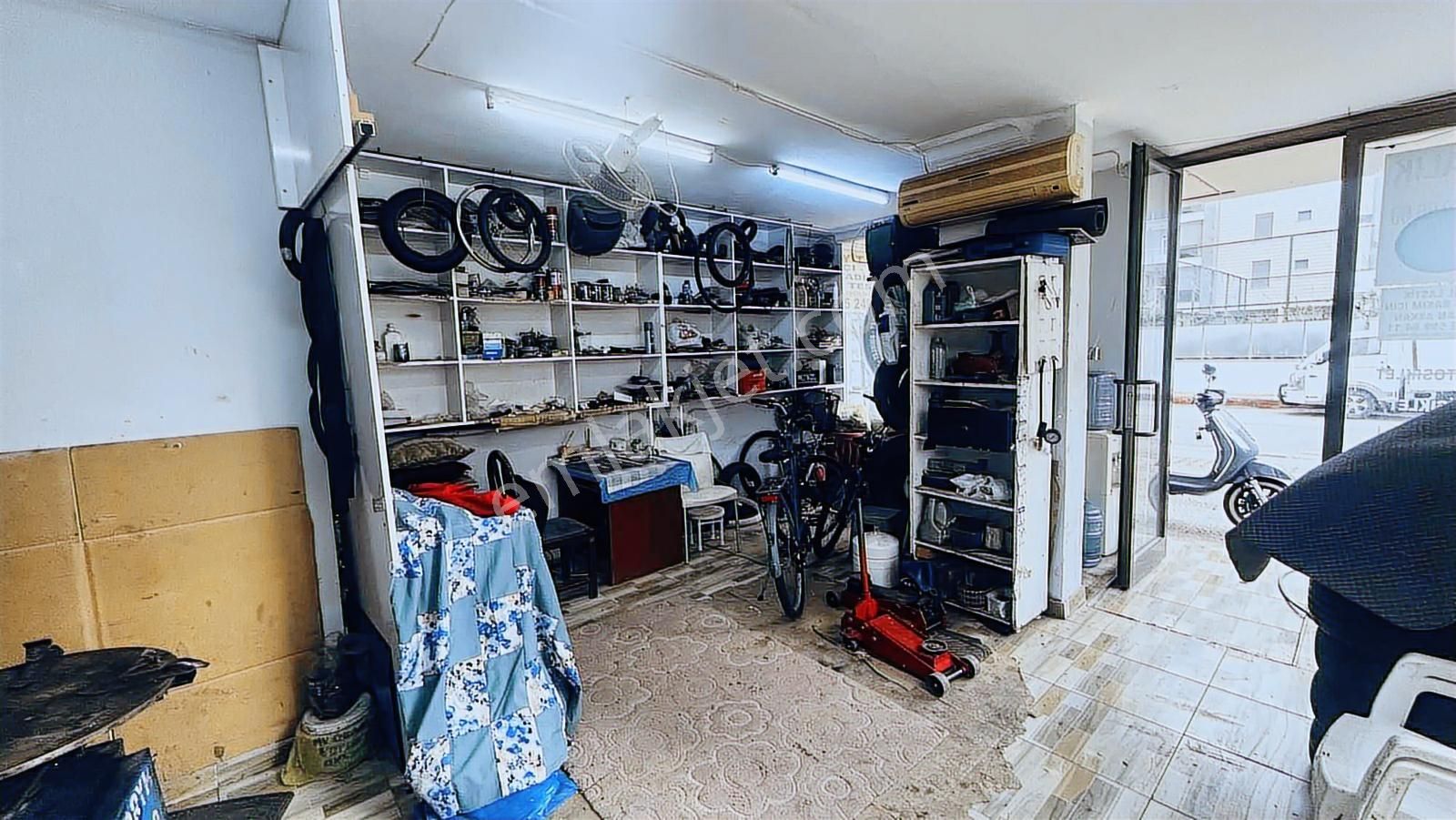 Fener Mahallesinde Merkezi Konumda Kiralık Boş Dükkan - Görsel 5