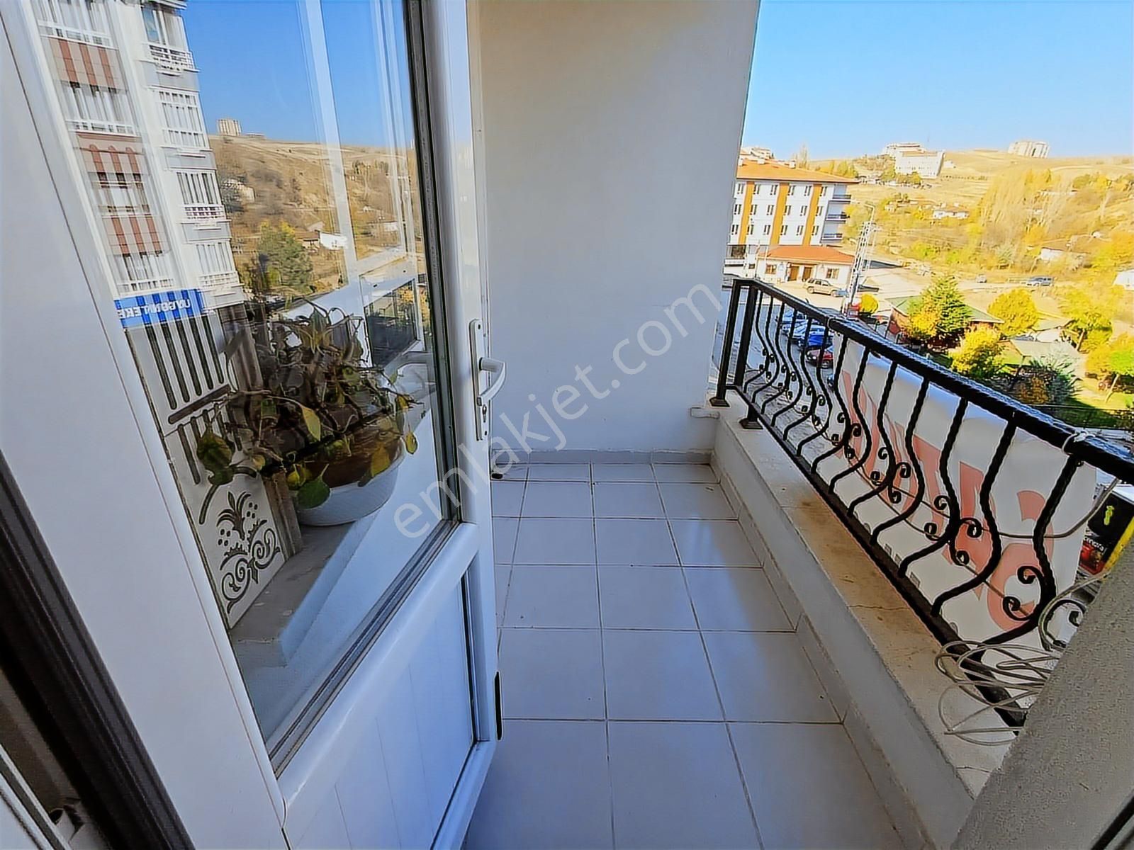 Bedirhan Emlak Tan K.ören Karakaya Da 3+1 Kat 2 De Merkezde - Görsel 15