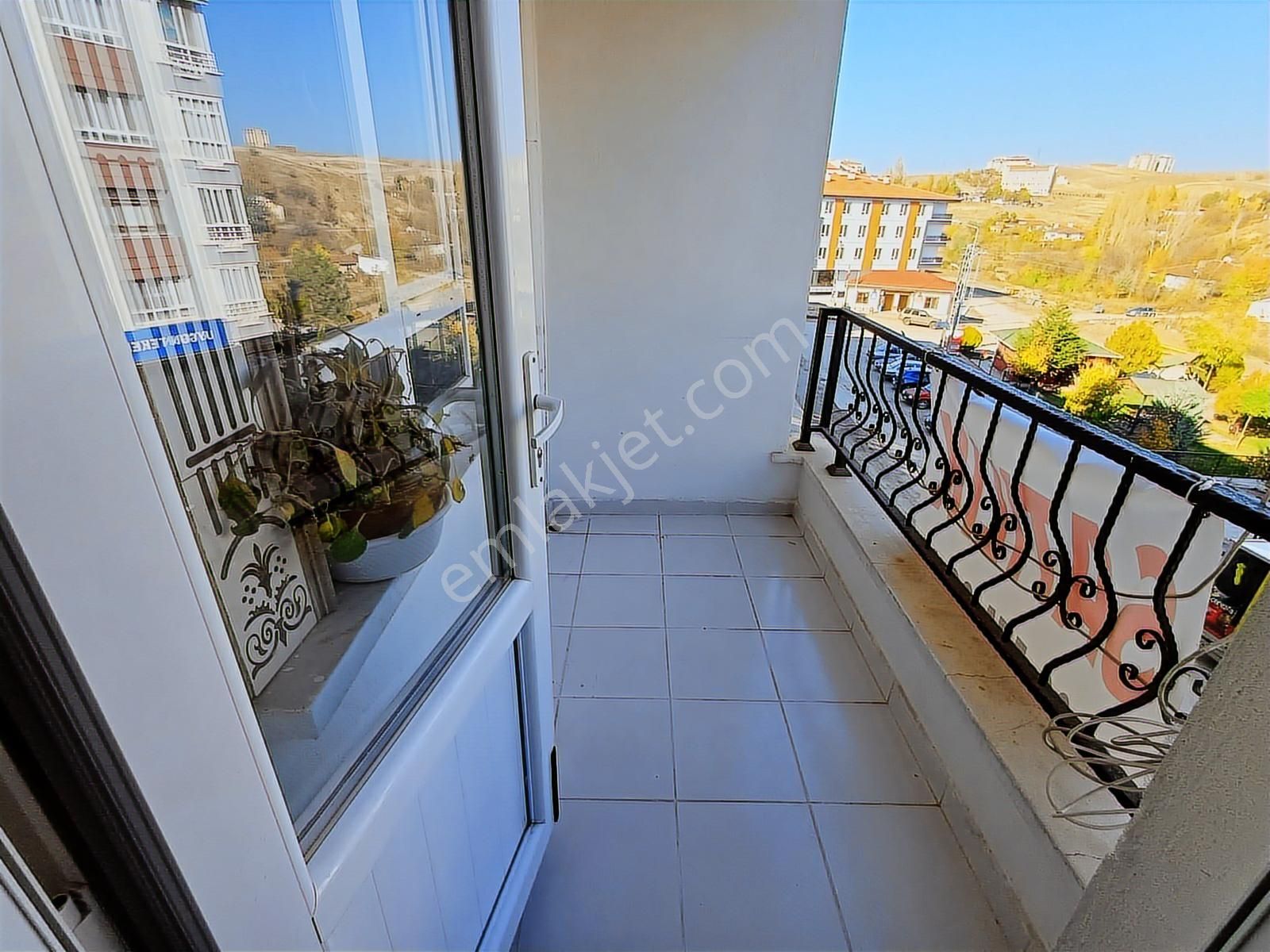 Bedirhan Emlak Tan K.ören Karakaya Da 3+1 Kat 2 De Merkezde - Görsel 11