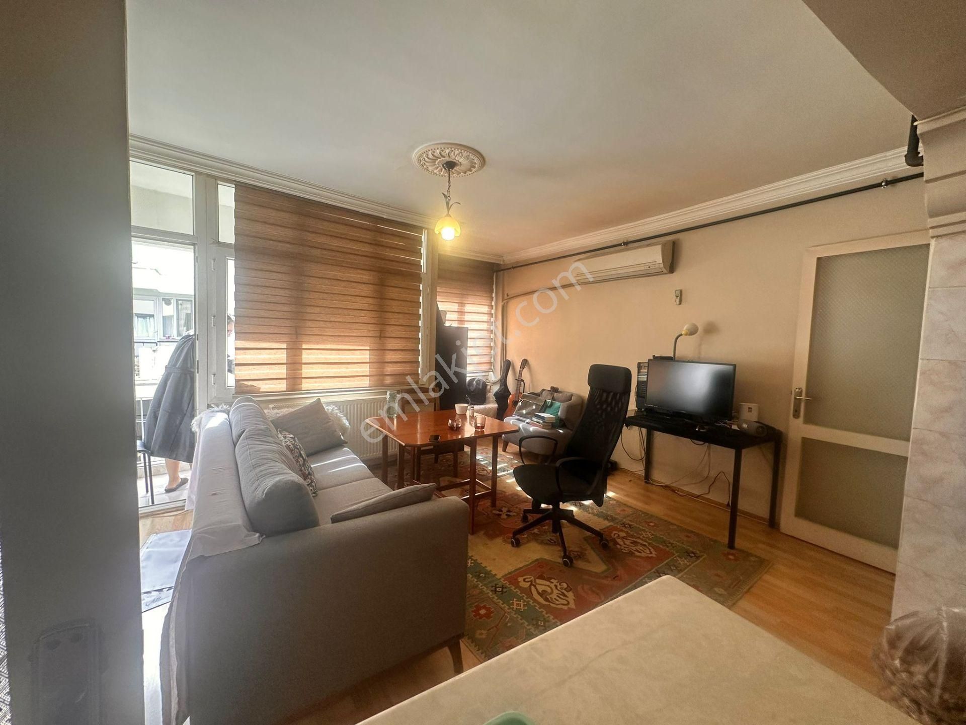 Mithatpaşa Mah 200 Sokakta 2+1 Kiralık Daire - Görsel 22