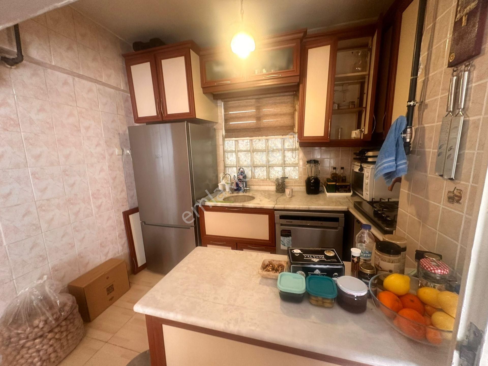 Mithatpaşa Mah 200 Sokakta 2+1 Kiralık Daire - Görsel 25