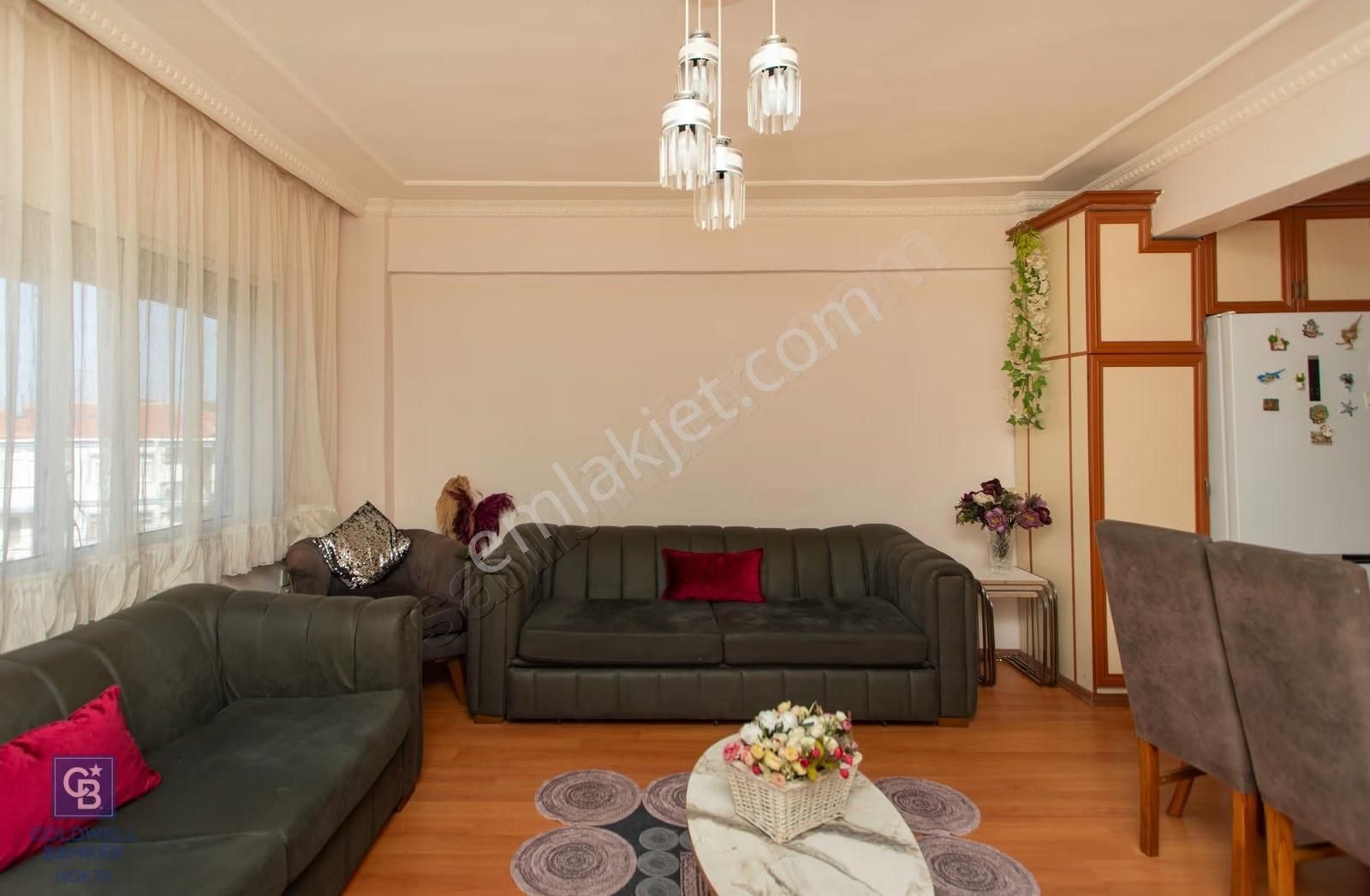 Foça Atatürk Mah. Satılık 2+1 Daire - Görsel 5