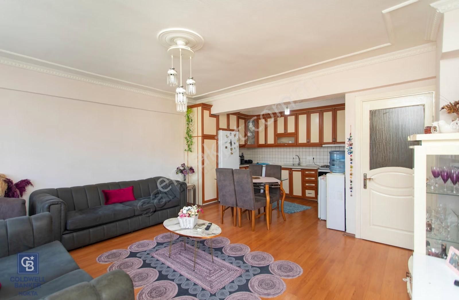 Foça Atatürk Mah. Satılık 2+1 Daire - Görsel 9