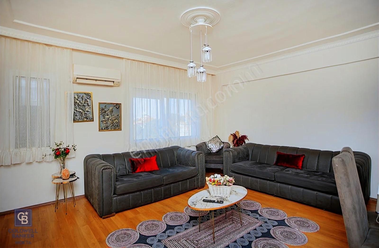 Foça Atatürk Mah. Satılık 2+1 Daire - Görsel 8