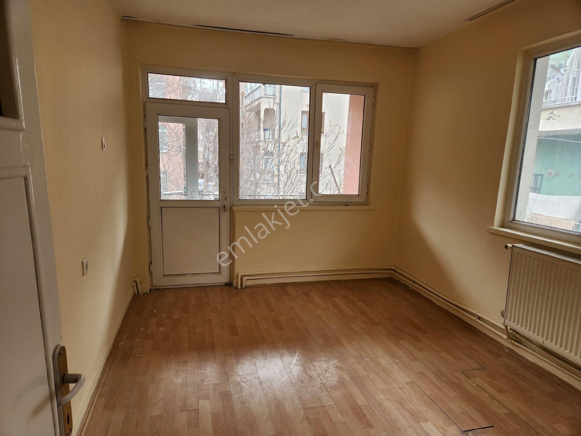 Burak Emlak'dan Kiralık Daire Kurtuluş Bahadırlar Sk. 2+1 Bakımlı - Görsel 8