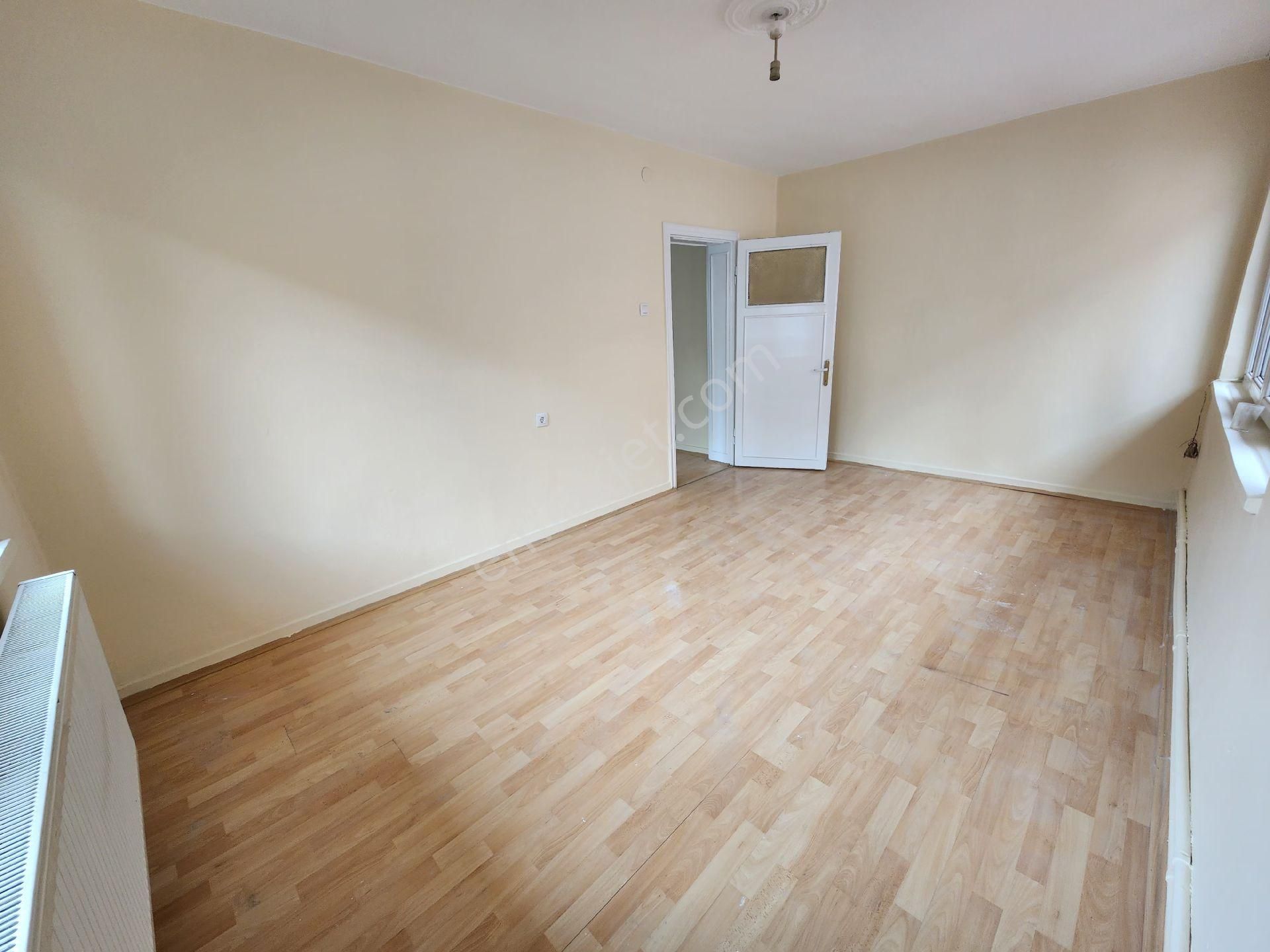 Burak Emlak'dan Kiralık Daire Kurtuluş Bahadırlar Sk. 2+1 Bakımlı - Görsel 7