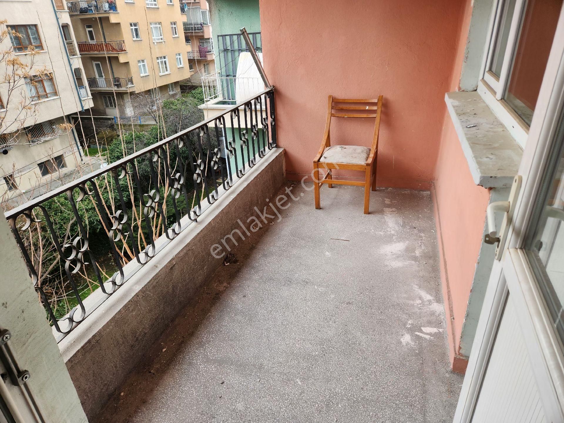 Burak Emlak'dan Kiralık Daire Kurtuluş Bahadırlar Sk. 2+1 Bakımlı - Görsel 5