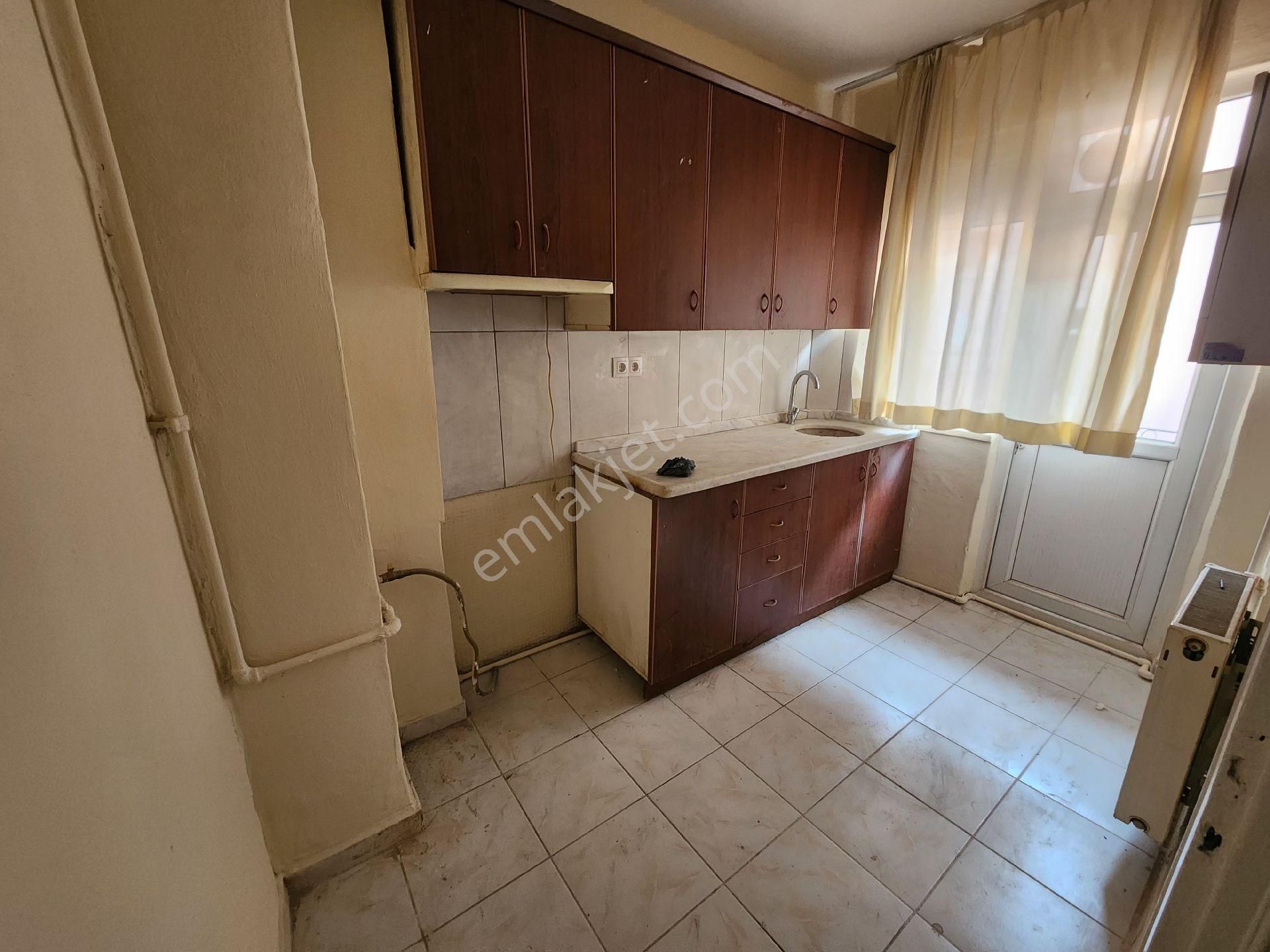 Burak Emlak'dan Kiralık Daire Kurtuluş Bahadırlar Sk. 2+1 Bakımlı - Görsel 11